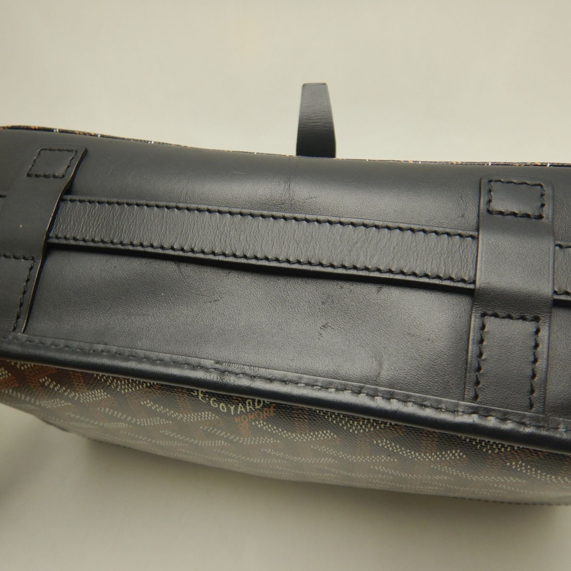 Goyard Black Coated Canvas Shoulder Bag (Pre-Owned)