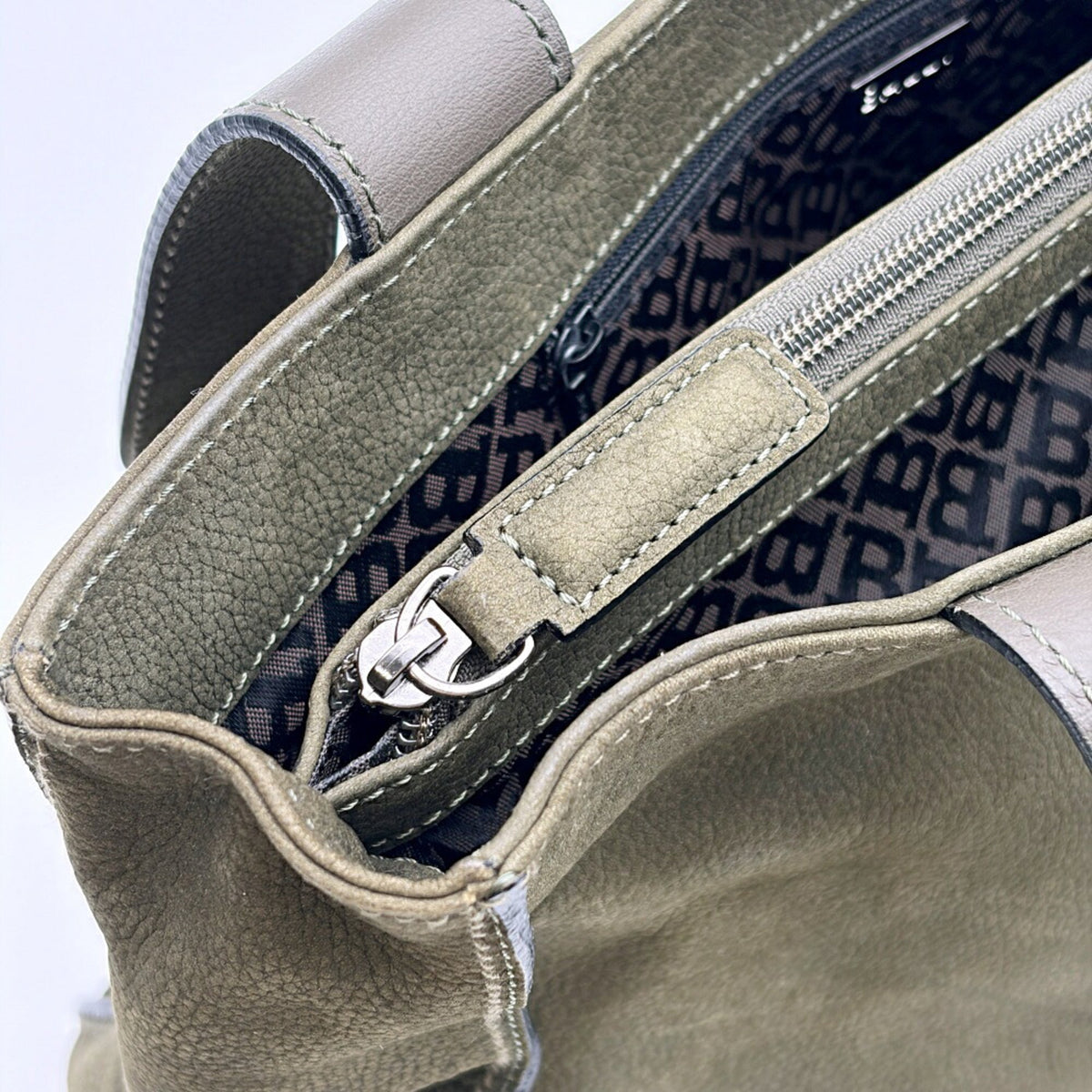 Bally Green Khaki Suede Leather Shoulder Bag Tote Bag (Pre-Owned)