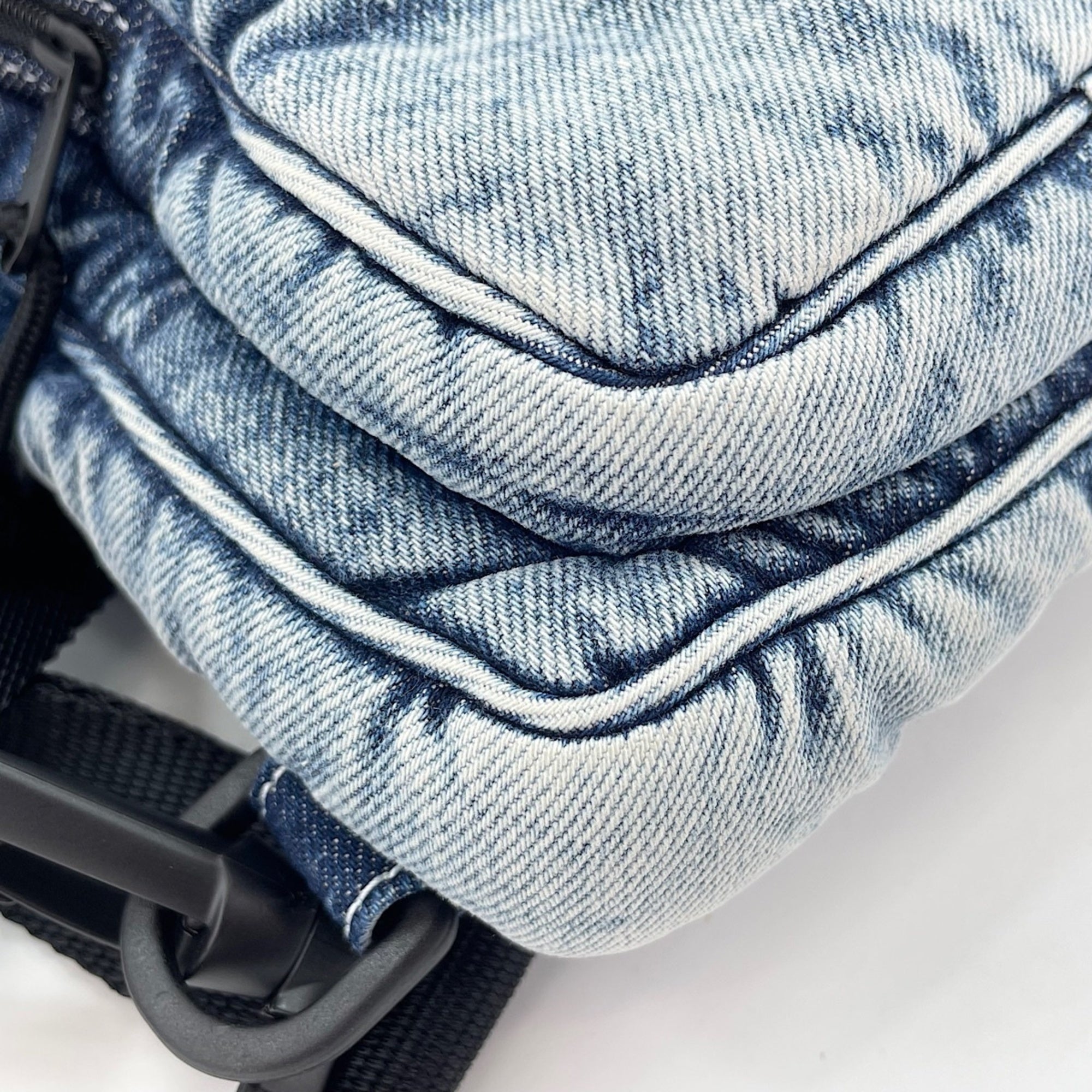 Balenciaga Blue Denim Shoulder Bag (Pre-Owned)
