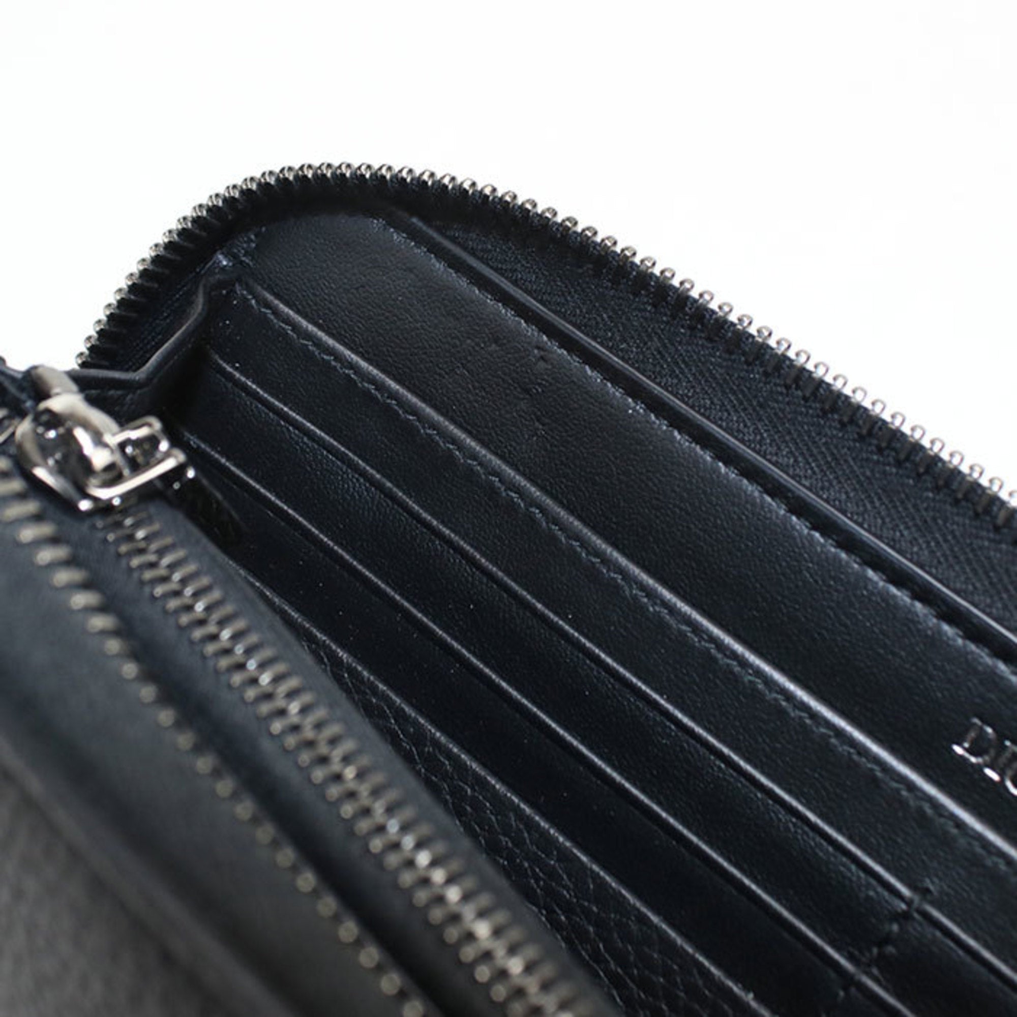 Christian Dior Black Leather Long Wallet (Bi-Fold) (Pre-Owned)