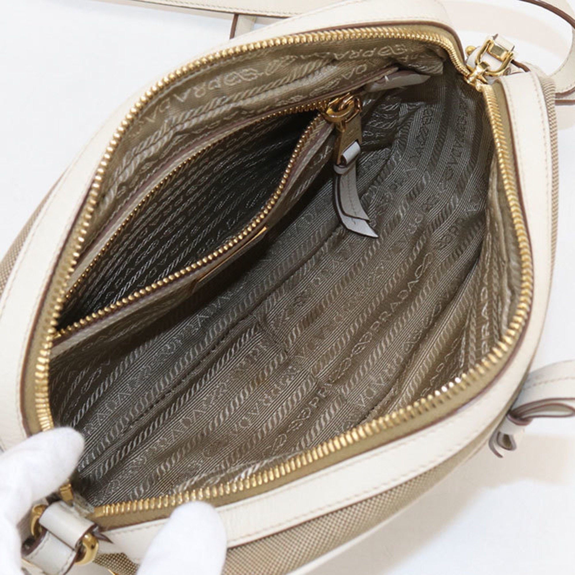 Prada Beige Jacquard Shoulder Bag (Pre-Owned)