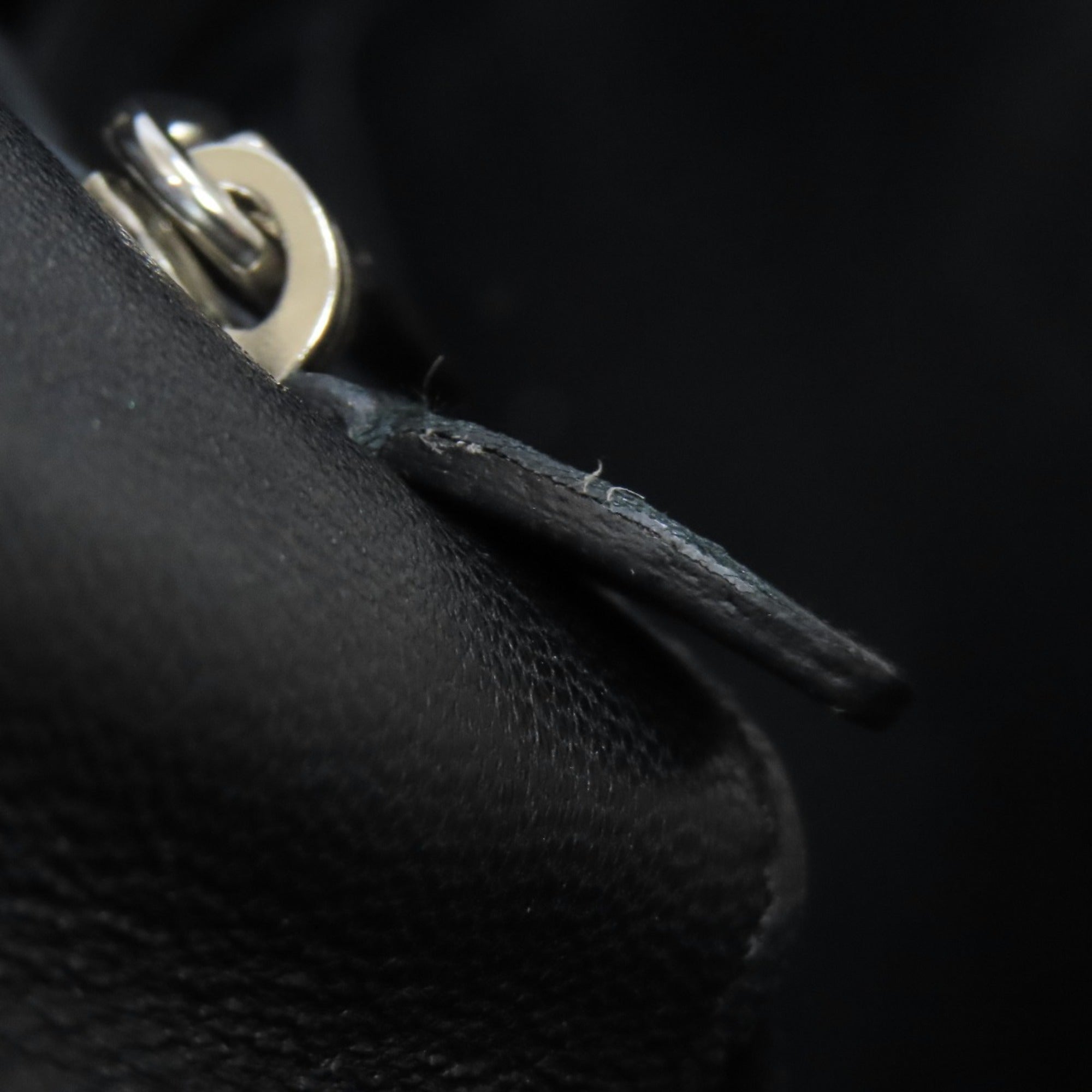 Miu Miu Black Leather Handbag (Pre-Owned)