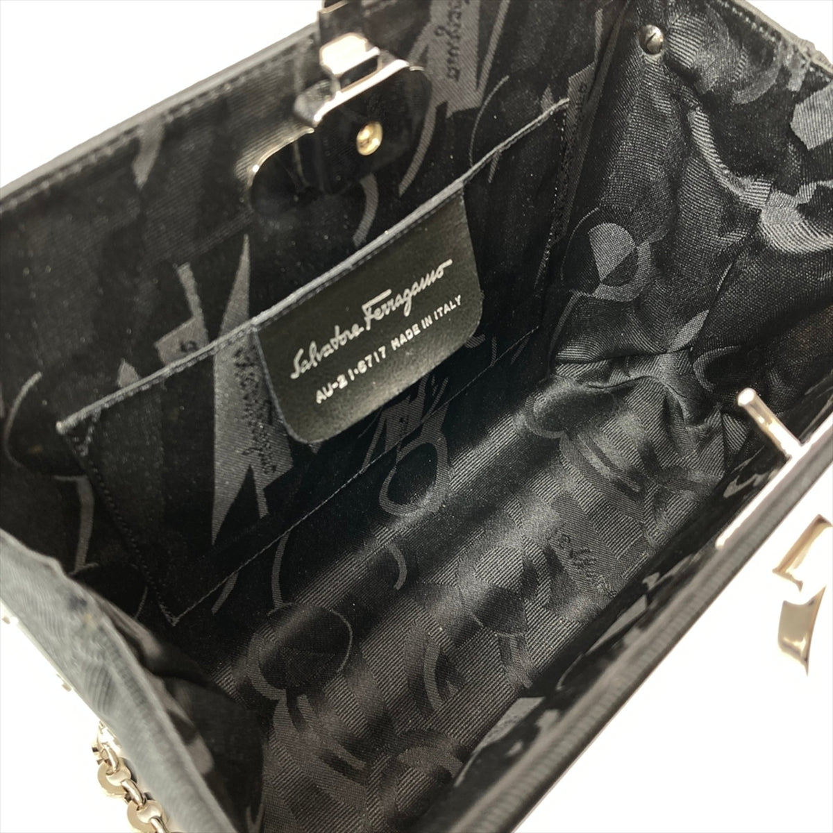 Salvatore Ferragamo Silver Aluminum Shoulder Bag (Pre-Owned)