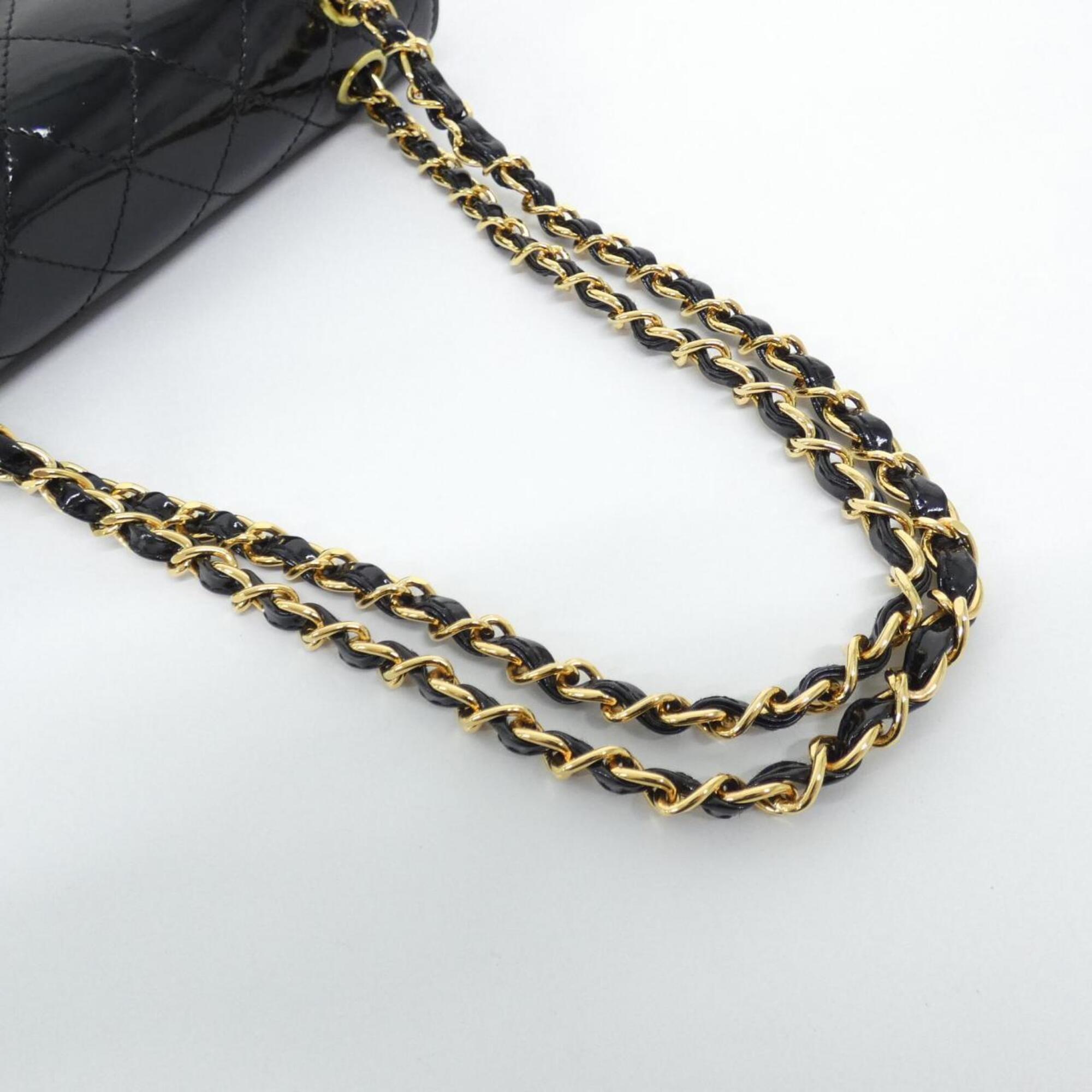 Chanel Black Shoulder Bag (Pre-Owned)