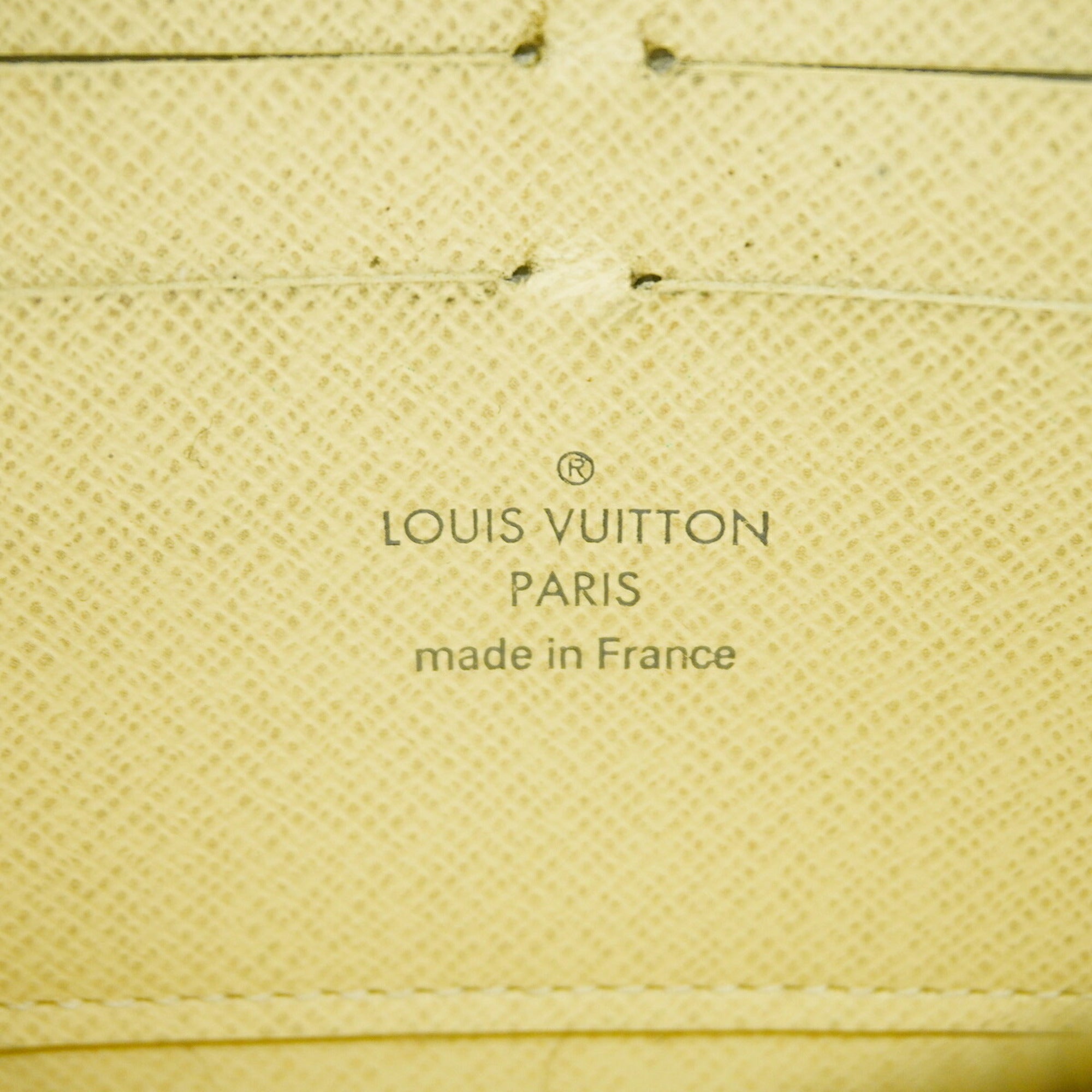 Louis Vuitton White Long Wallet (Bi-Fold) (Pre-Owned)
