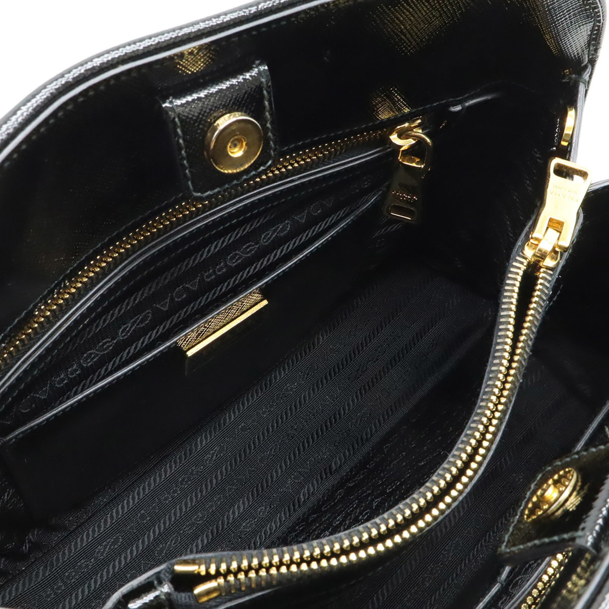 Prada Black Nero Patent Leather Handbag Shoulder Bag (Pre-Owned)