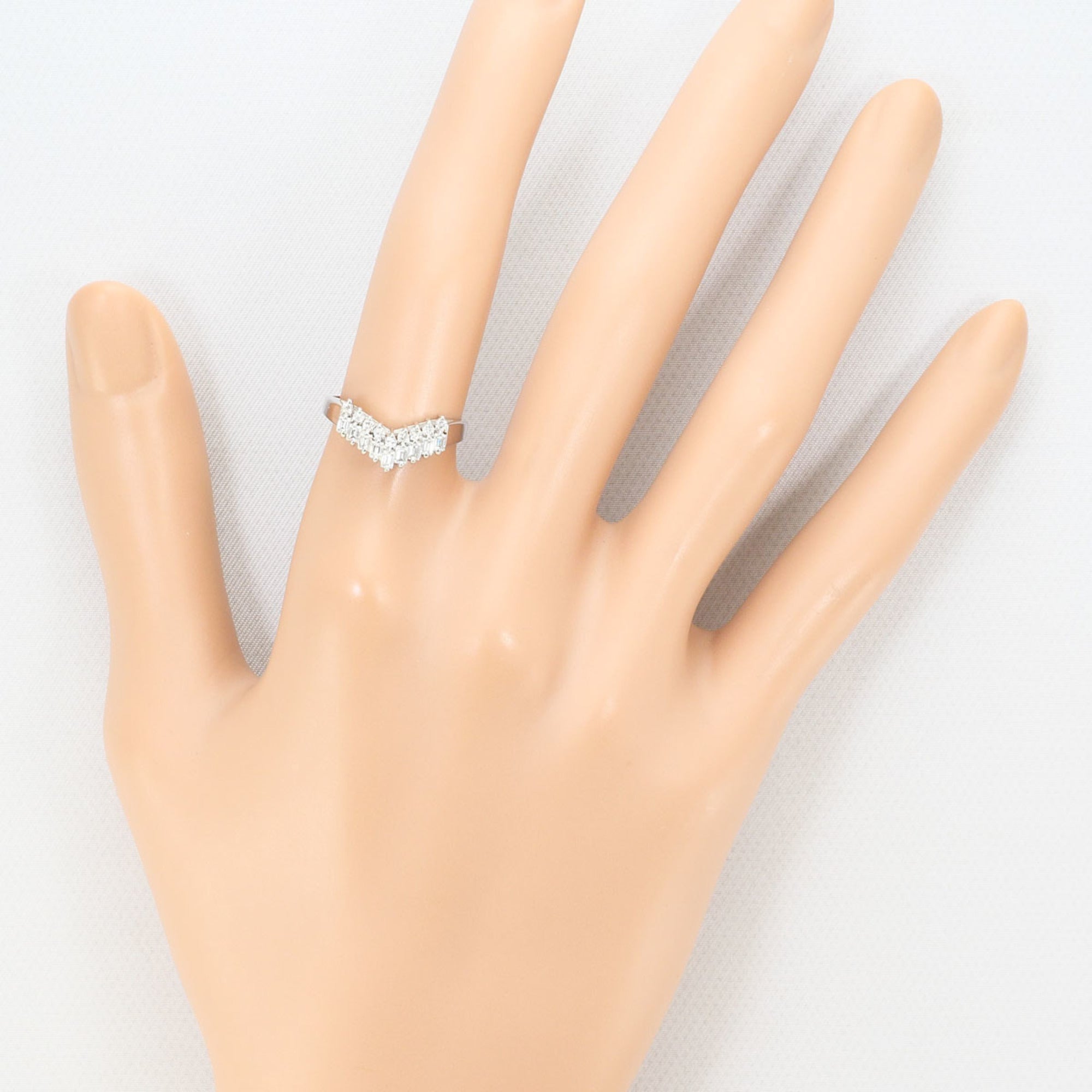Unbranded Platinum Platinum 900 Band Ring (Pre-Owned)