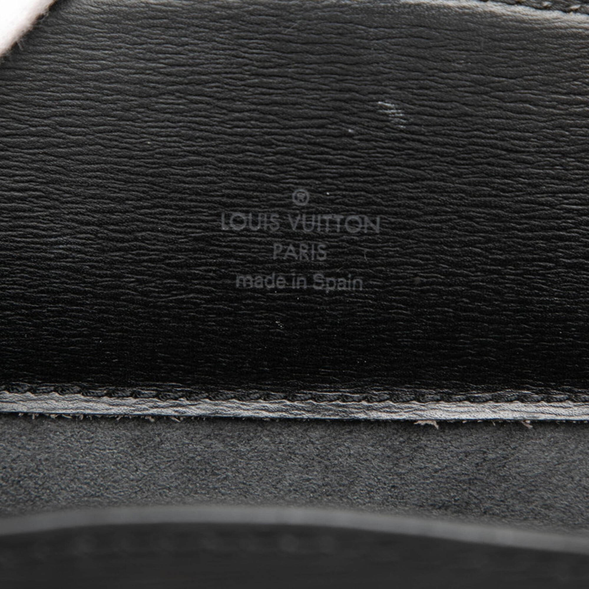 Louis Vuitton Black Noir Leather Shoulder Bag (Pre-Owned)