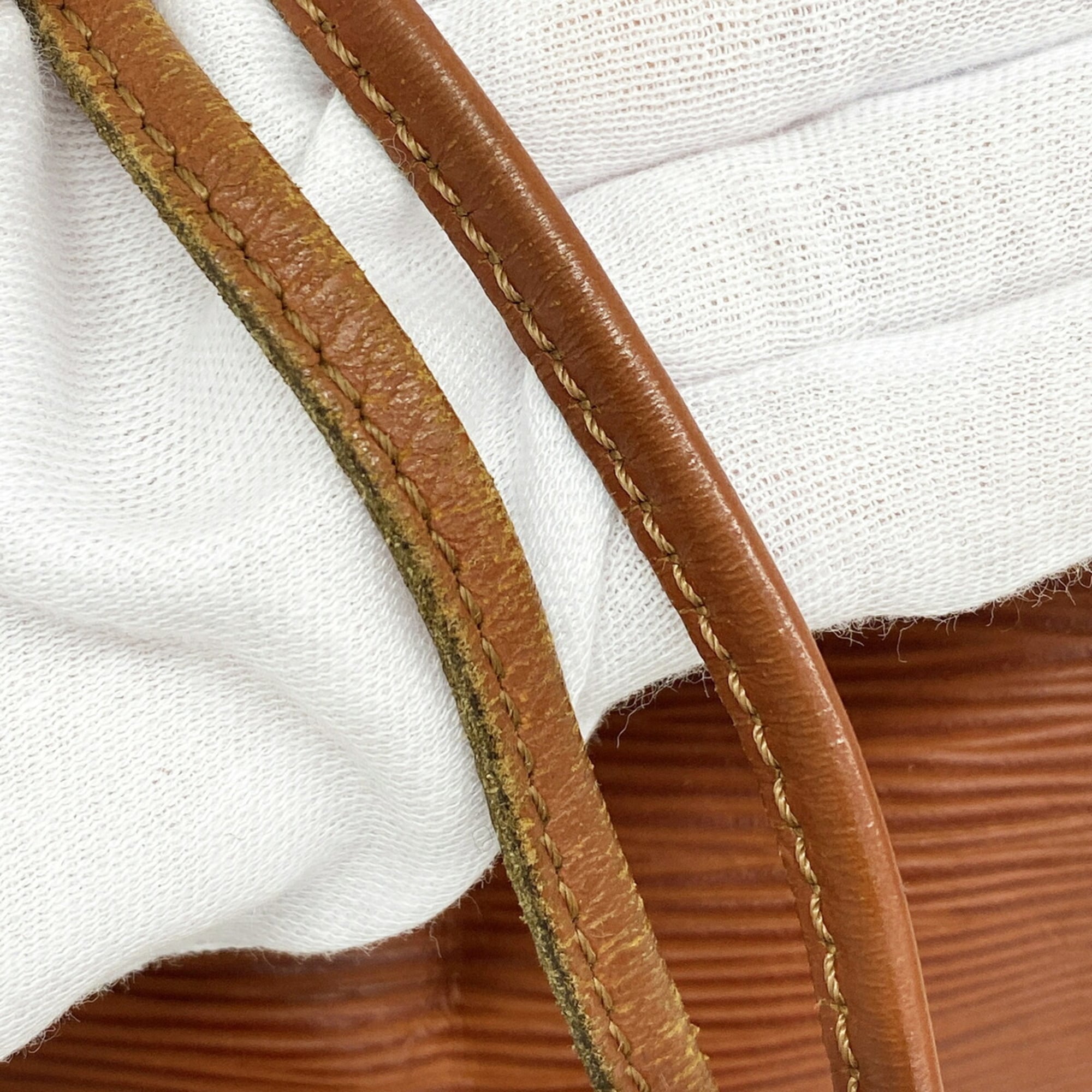 Louis Vuitton Kenyan Brown Shoulder Bag (Pre-Owned)