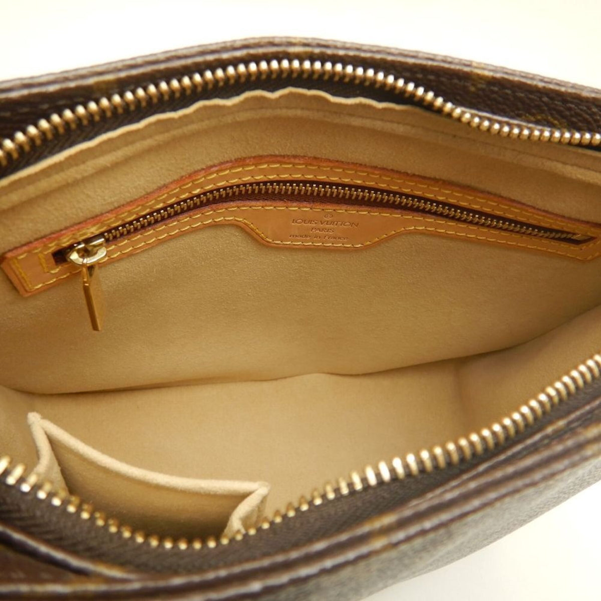 Louis Vuitton Monogram Brown Monogram Shoulder Bag (Pre-Owned)