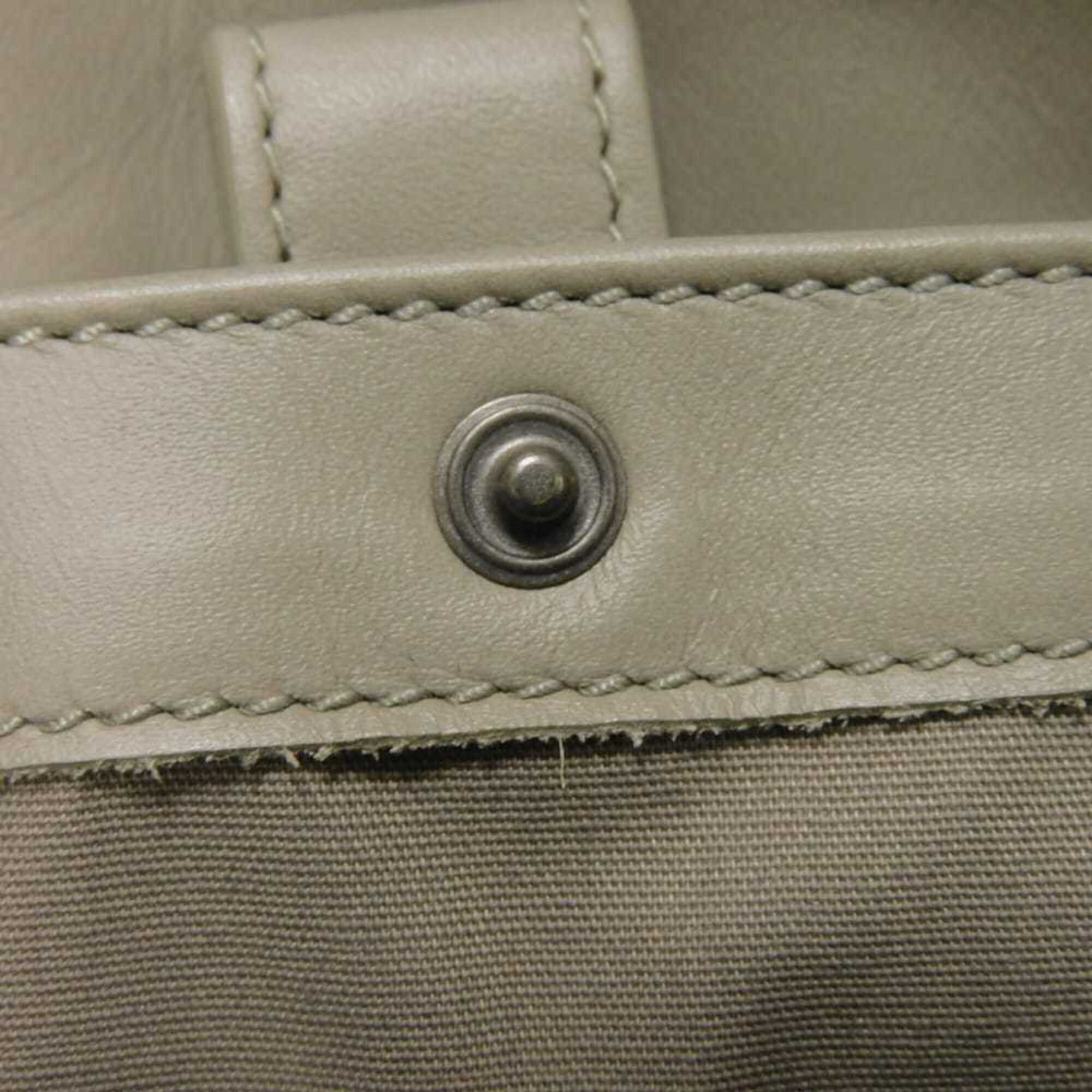 Bottega Veneta Gray Leather Clutch Bag (Pre-Owned)