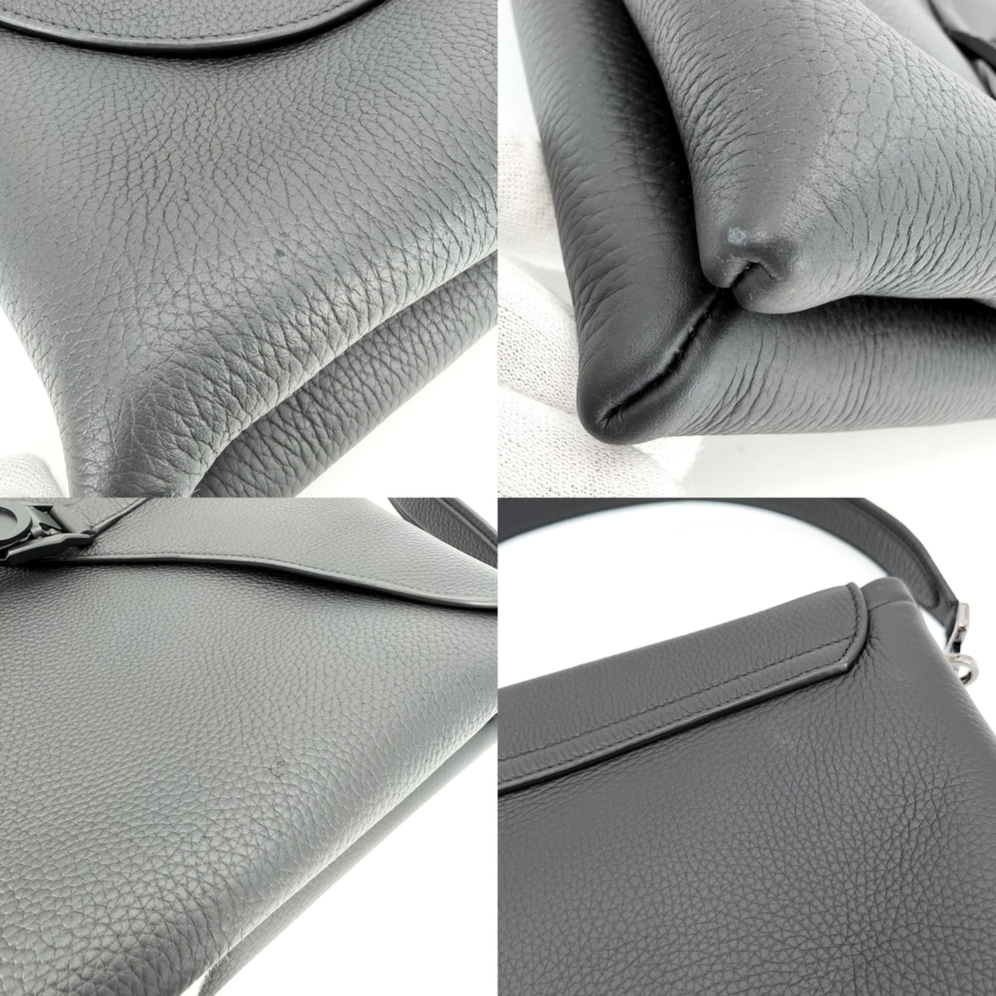 Christian Dior Black Leather Shoulder Bag (Pre-Owned)