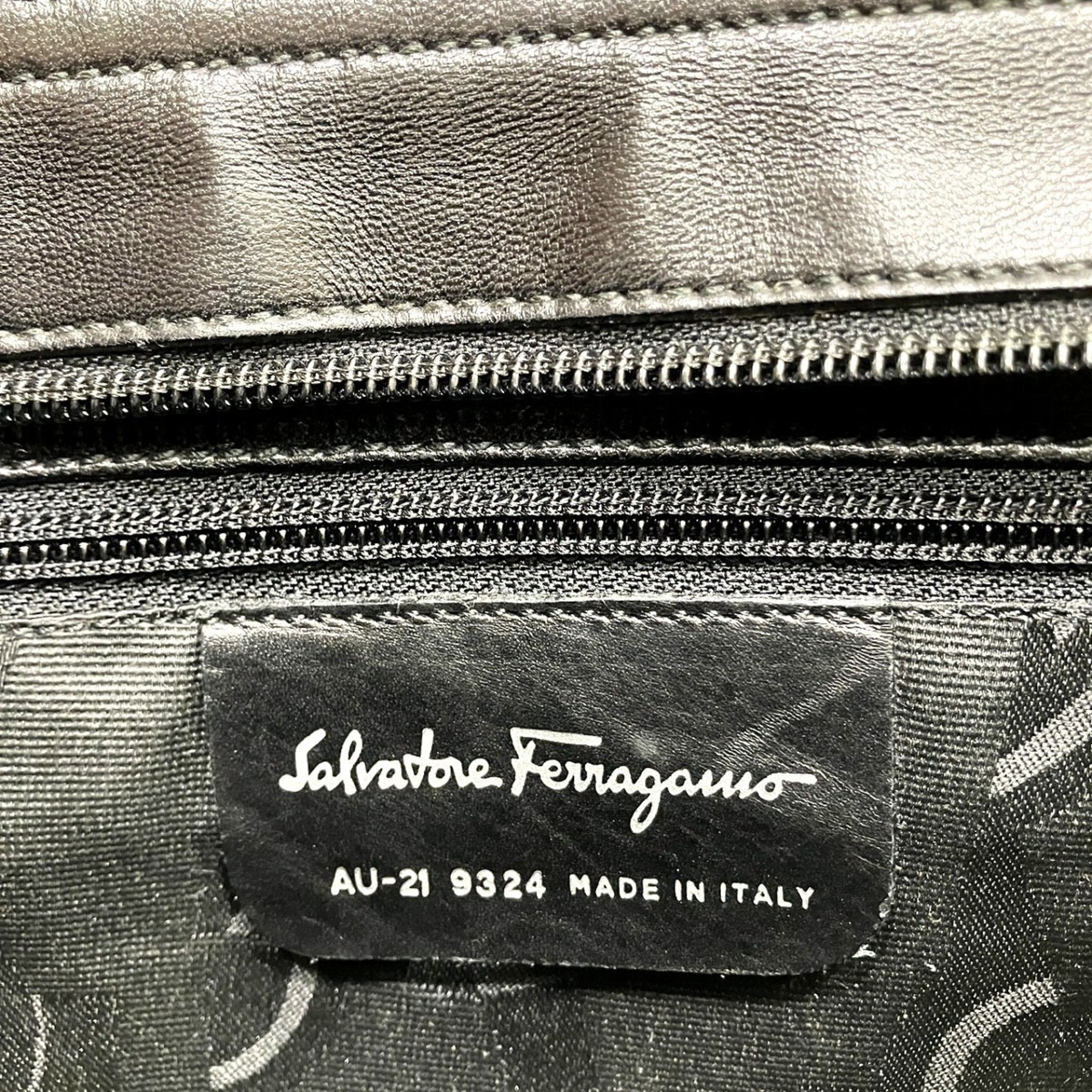 Salvatore Ferragamo Vara Black Nylon Handbag (Pre-Owned)