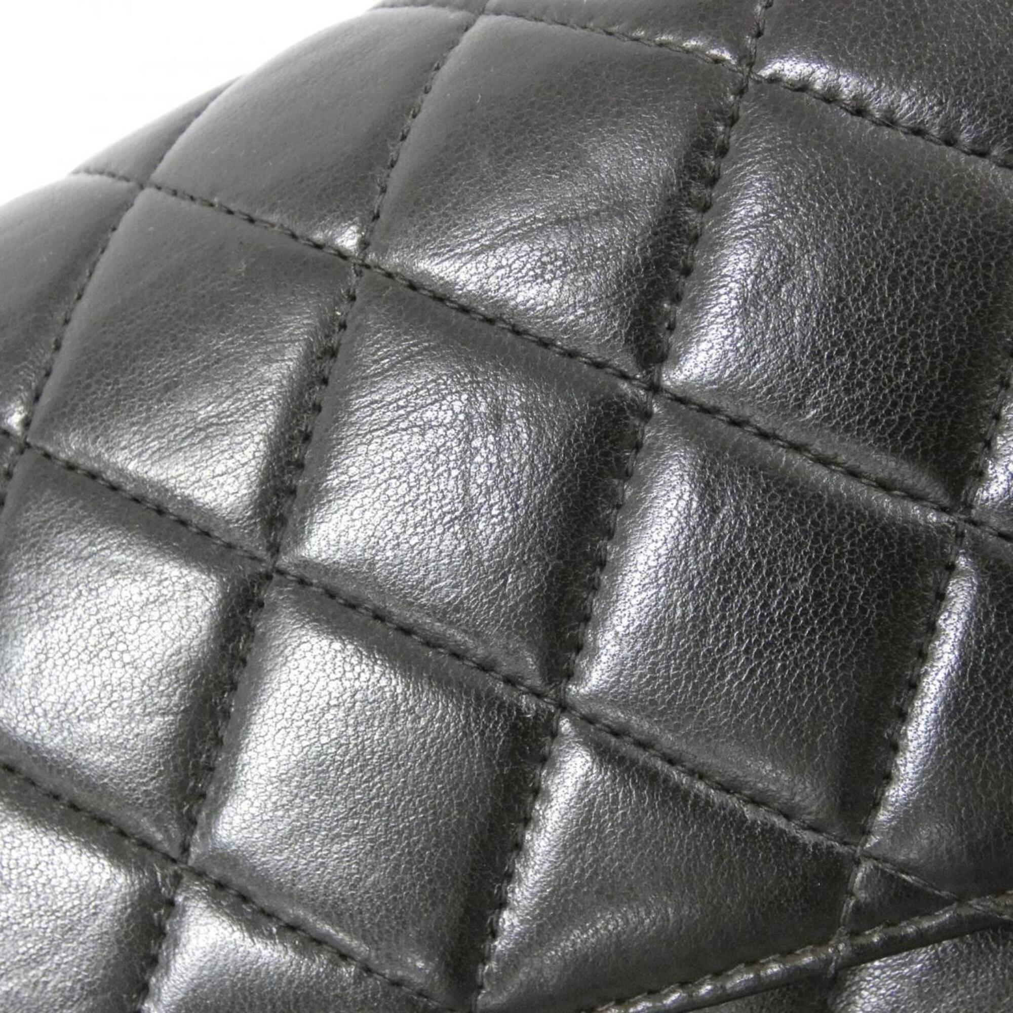 Chanel Black Leather Shoulder Bag (Pre-Owned)