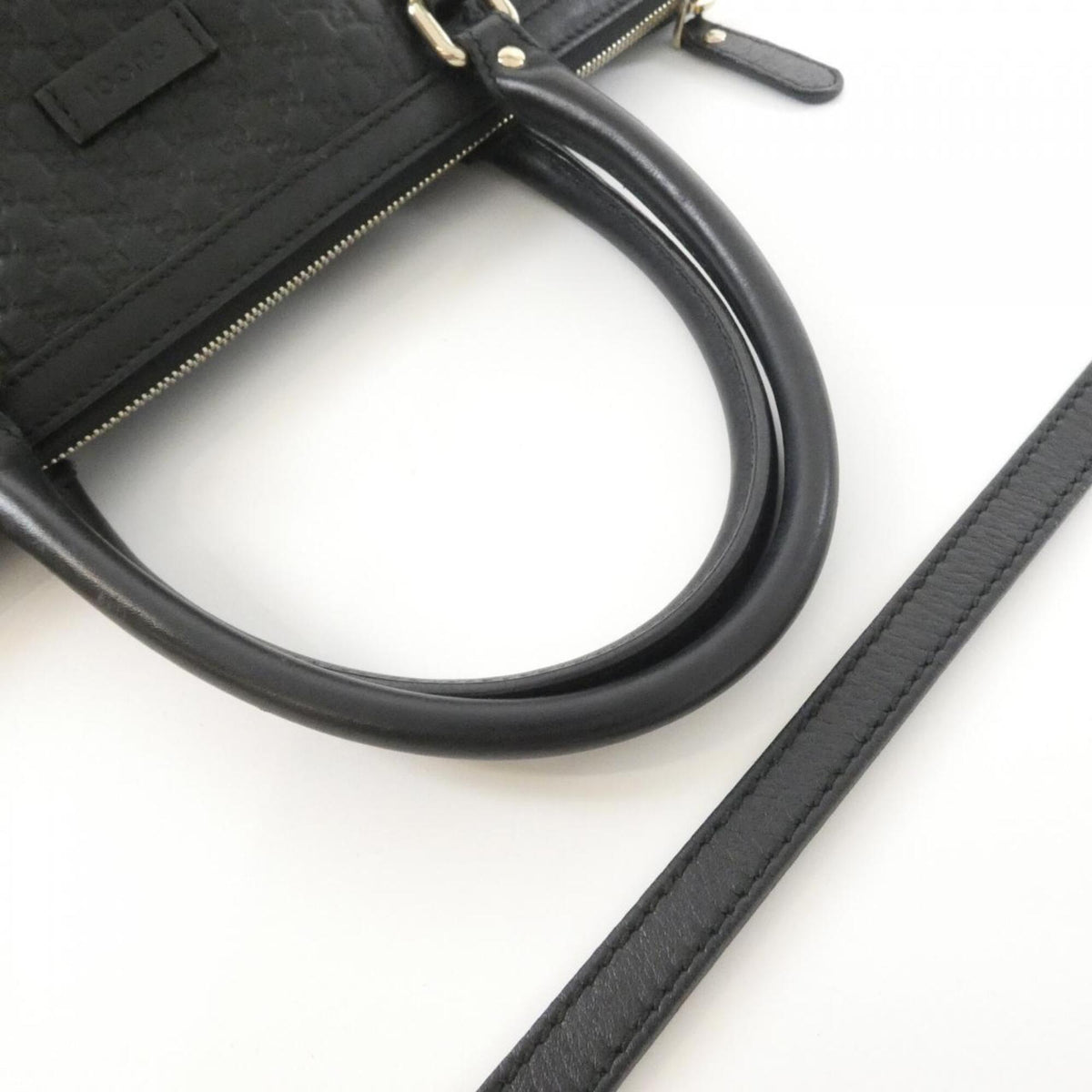 Gucci Black Micro Gg Leather Handbag (Pre-Owned)