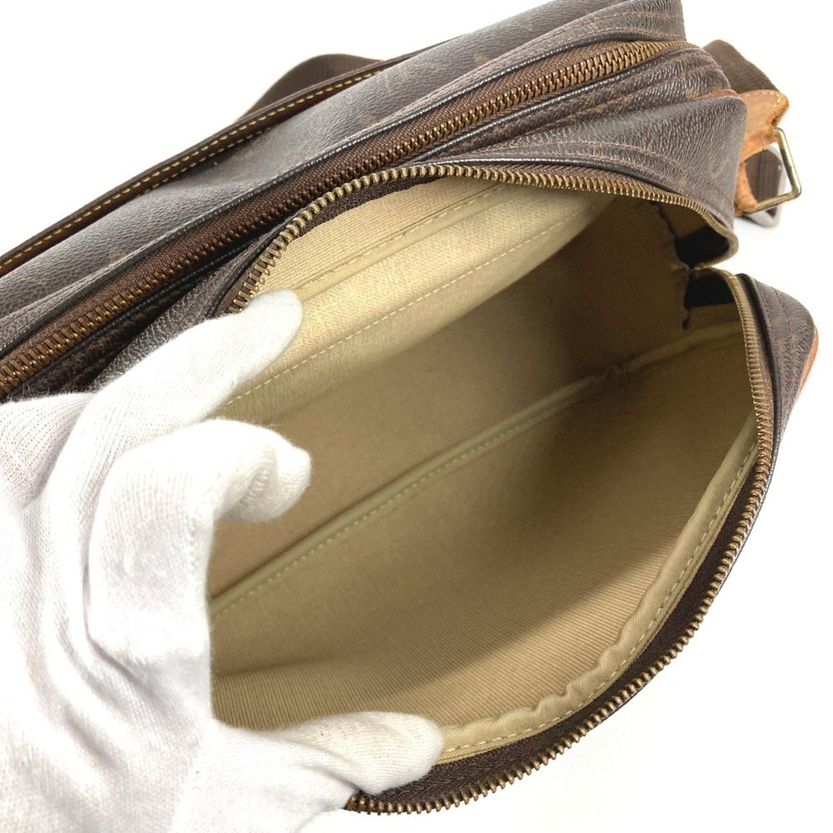 Louis Vuitton Monogram Brown Monogram Shoulder Bag (Pre-Owned)