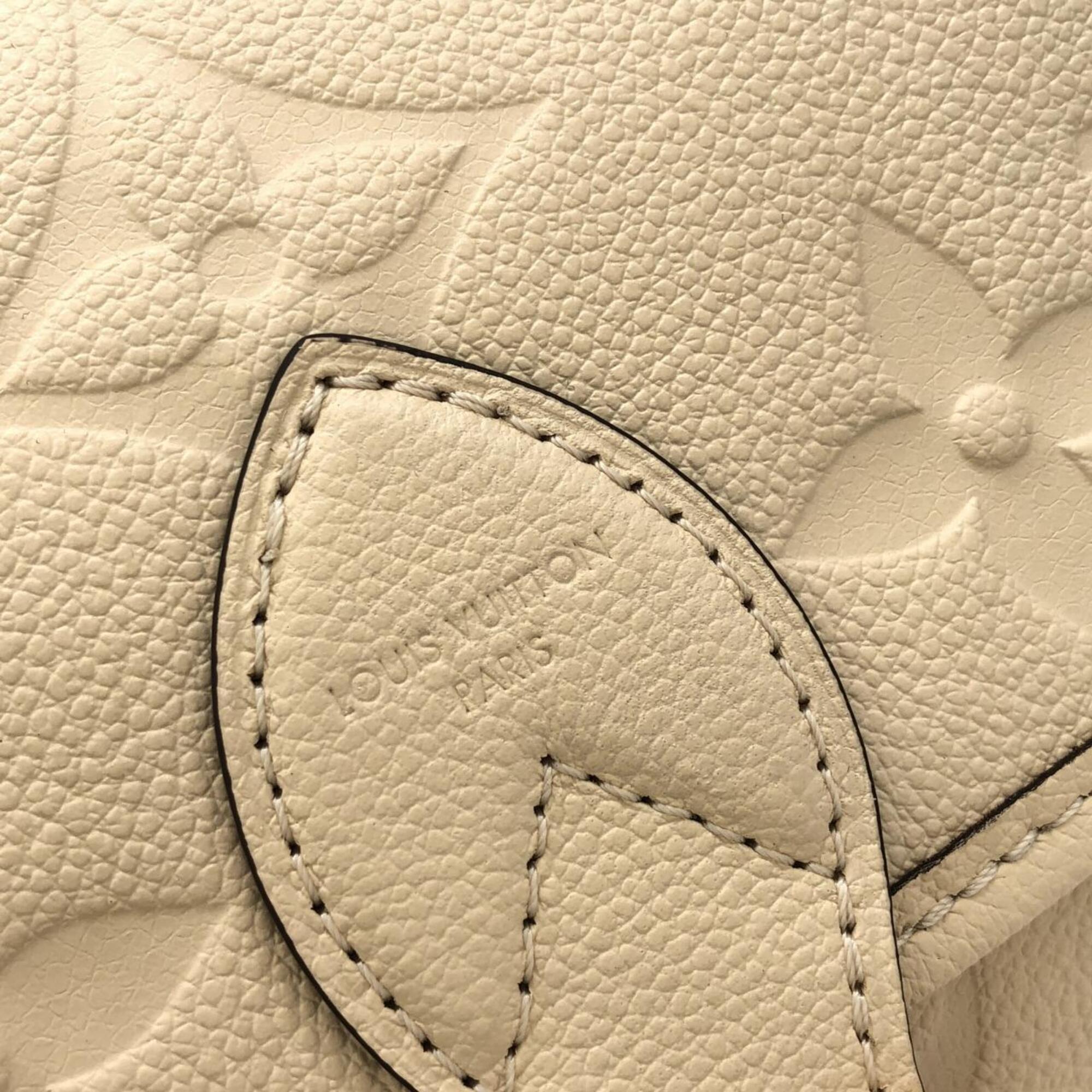 Louis Vuitton Cream Leather Shoulder Bag (Pre-Owned)