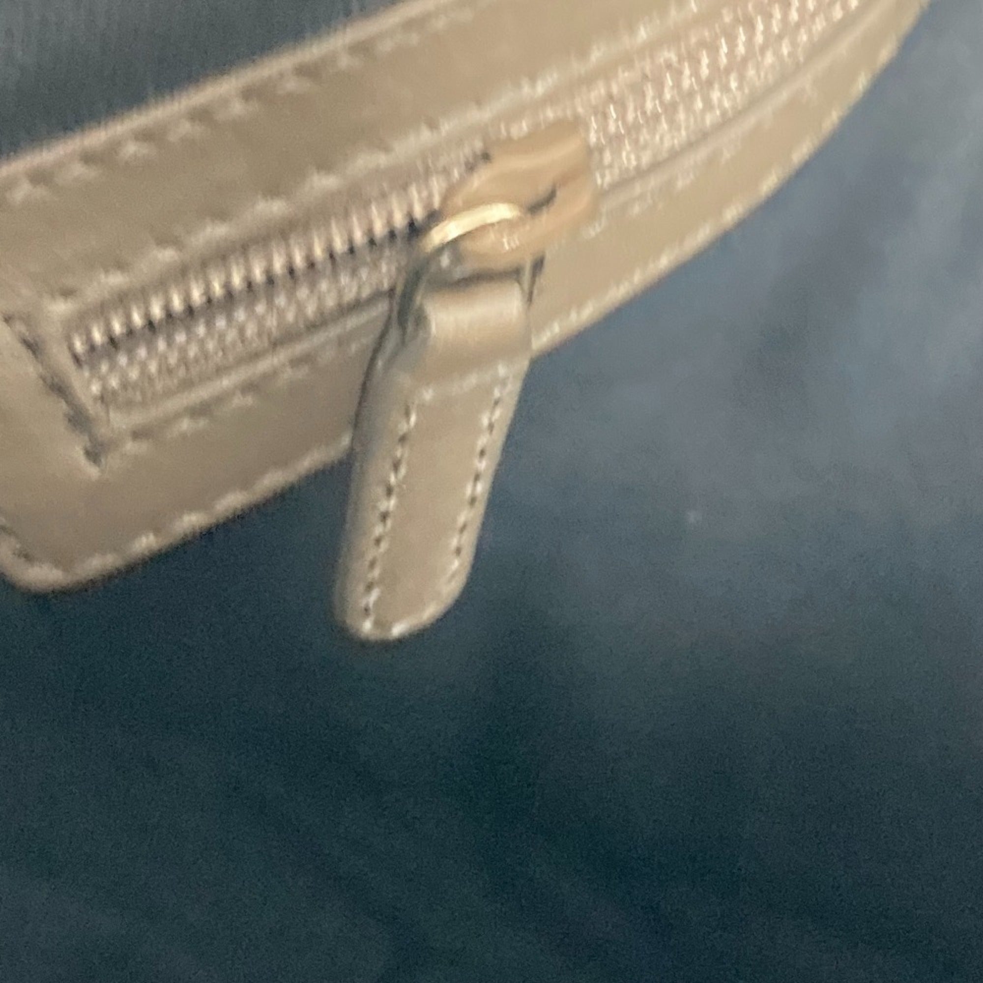 Bvlgari Gray Leather Shoulder Bag (Pre-Owned)