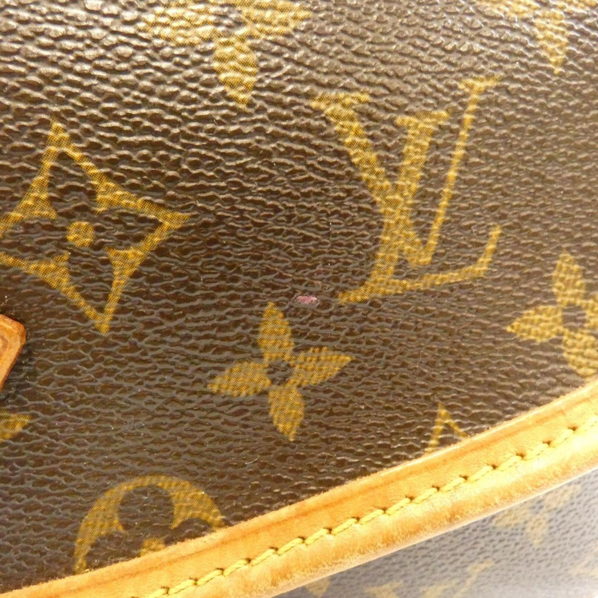Louis Vuitton Brown Coated Canvas Shoulder Bag (Pre-Owned)