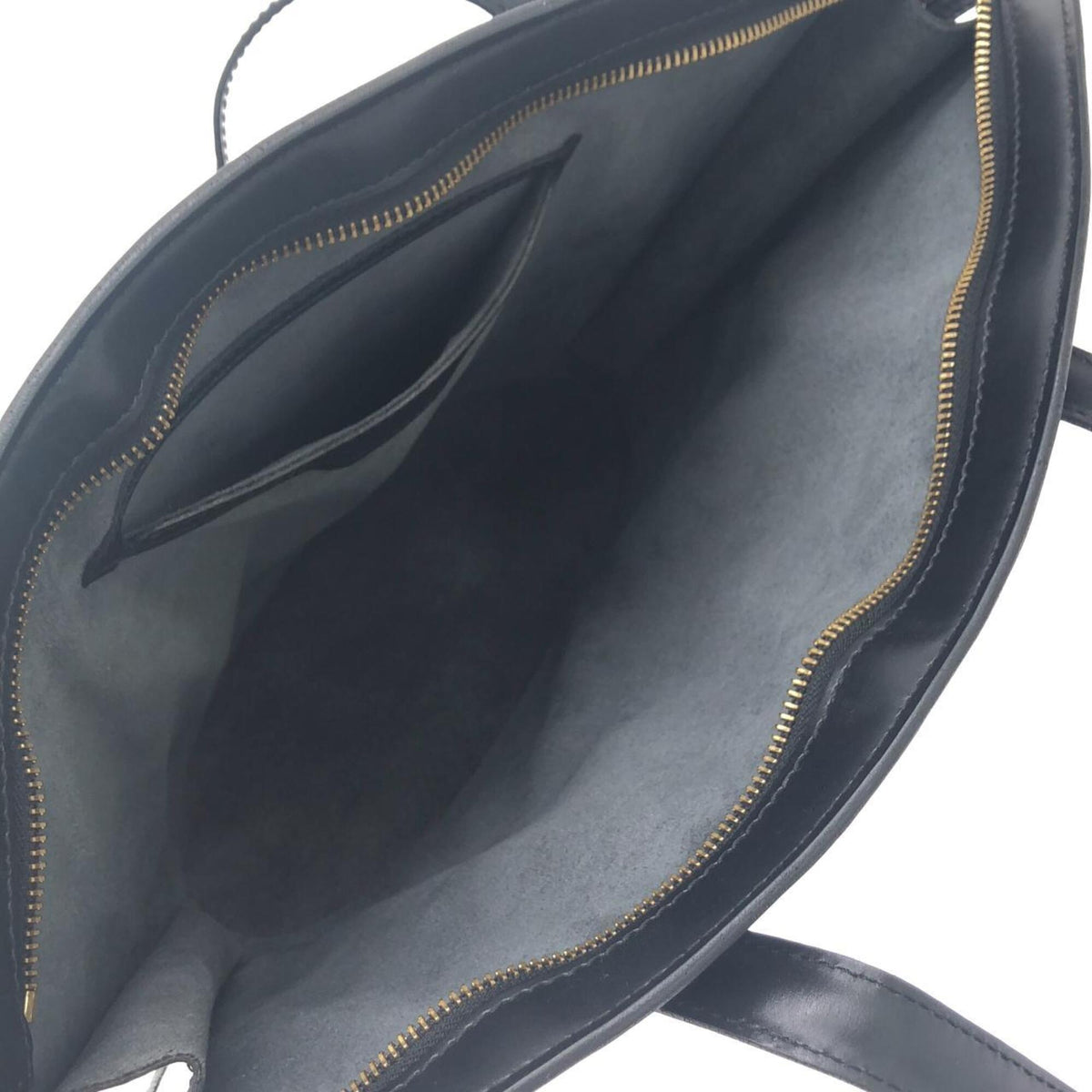 Louis Vuitton Black Leather Handbag (Pre-Owned)