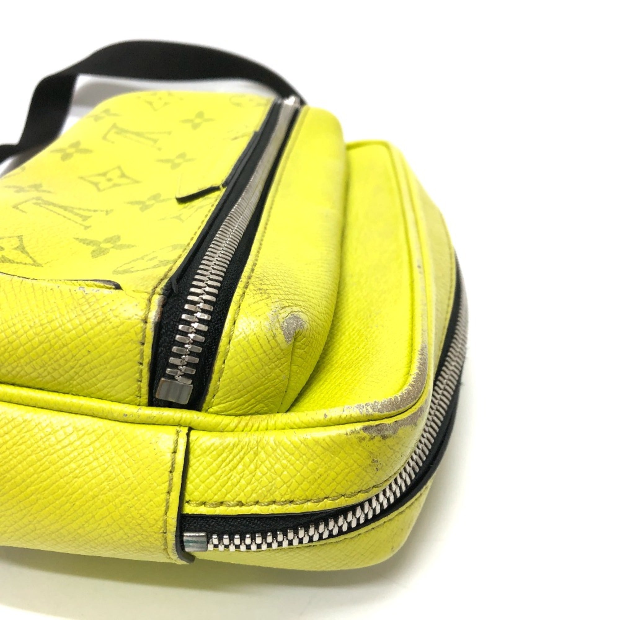 Louis Vuitton Yellow Leather Other (Pre-Owned)