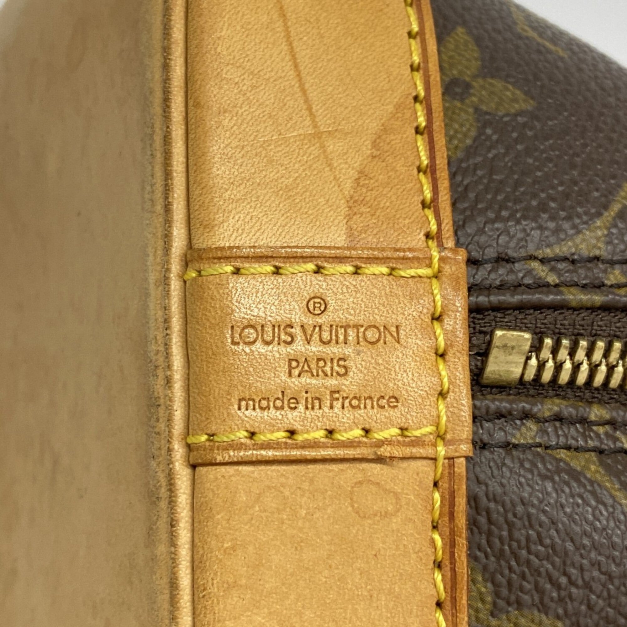 Louis Vuitton Brown Handbag (Pre-Owned)