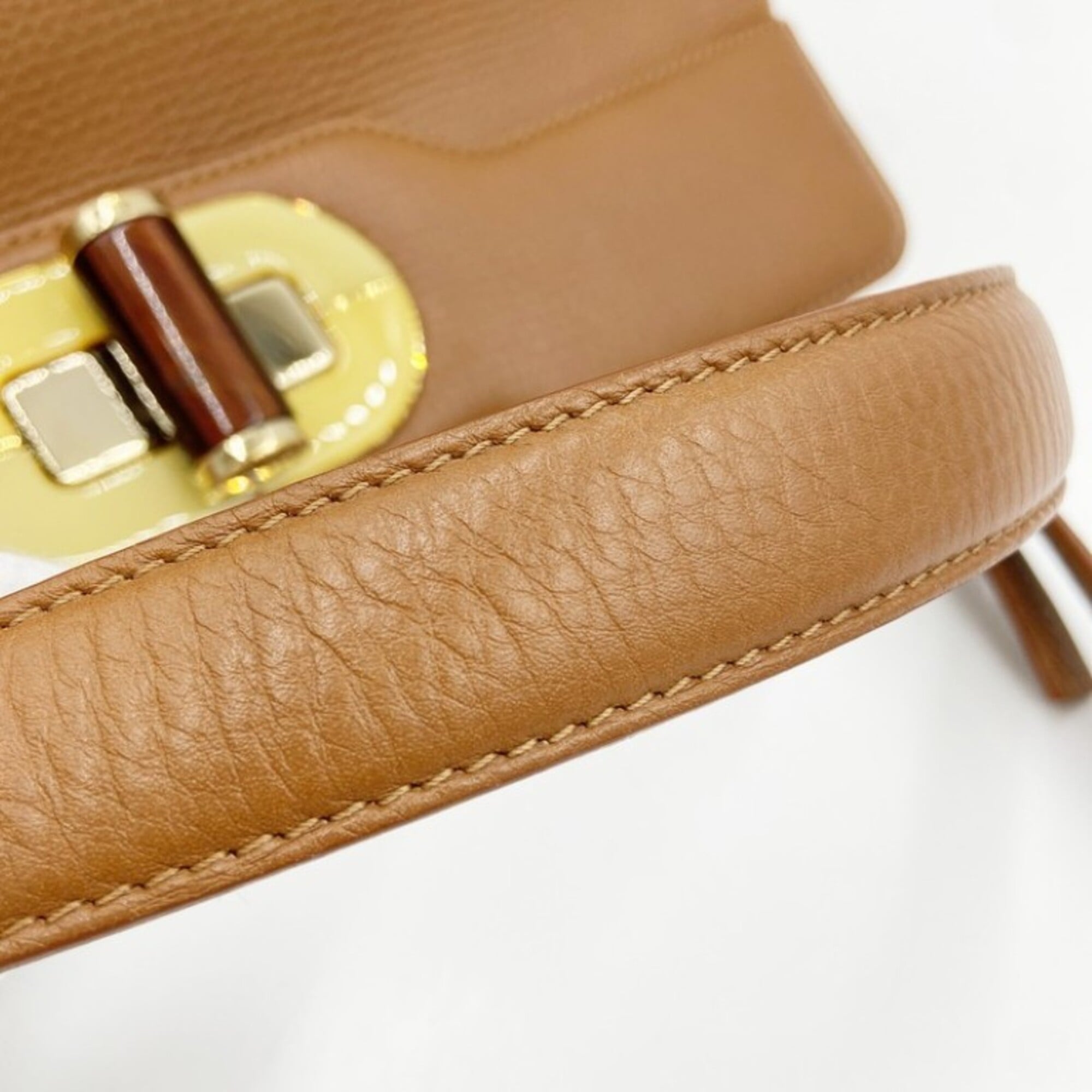 Bvlgari Beige Leather Handbag (Pre-Owned)
