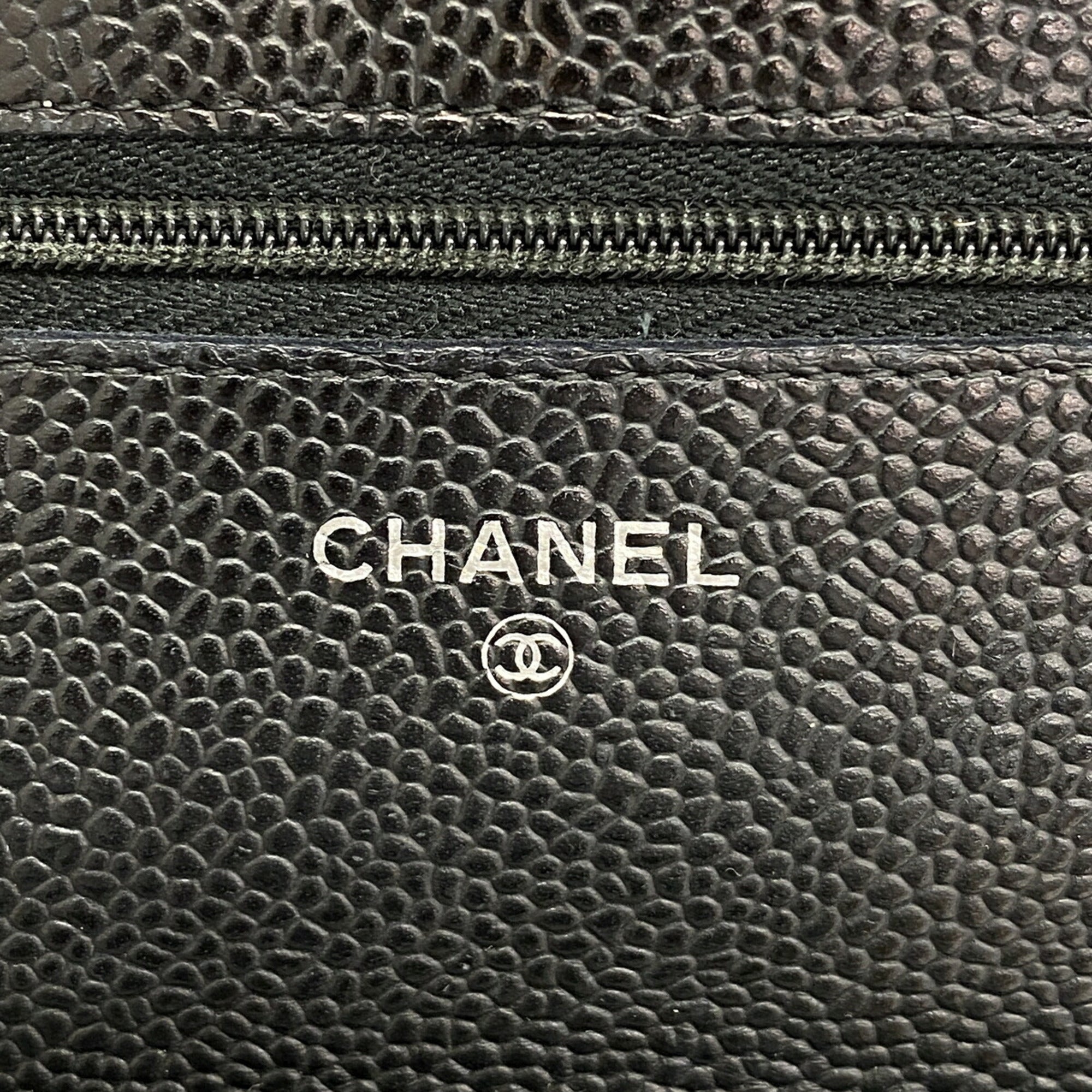 Chanel Black Grained Calfskin Chain/Shoulder Wallet (Pre-Owned)