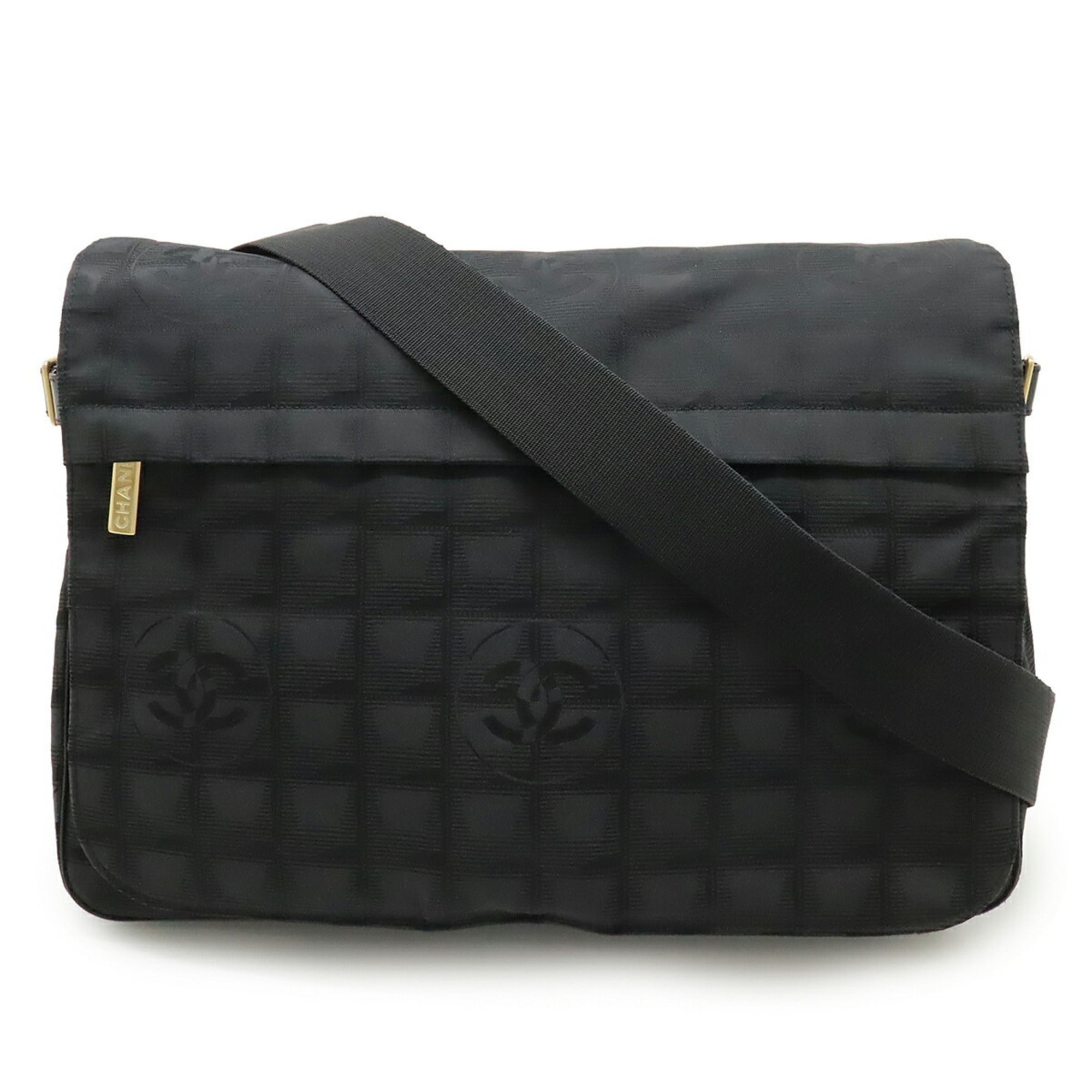 Chanel Black New Travel Line Shoulder Bag (Pre-Owned)