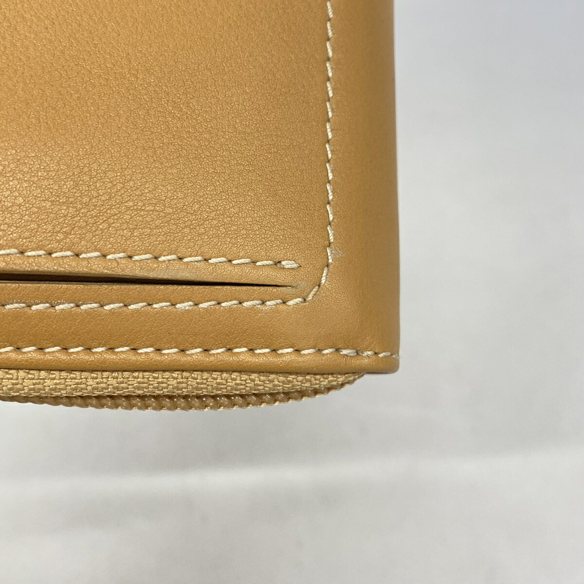 Salvatore Ferragamo Brown Leather Long Wallet (Bi-Fold) (Pre-Owned)