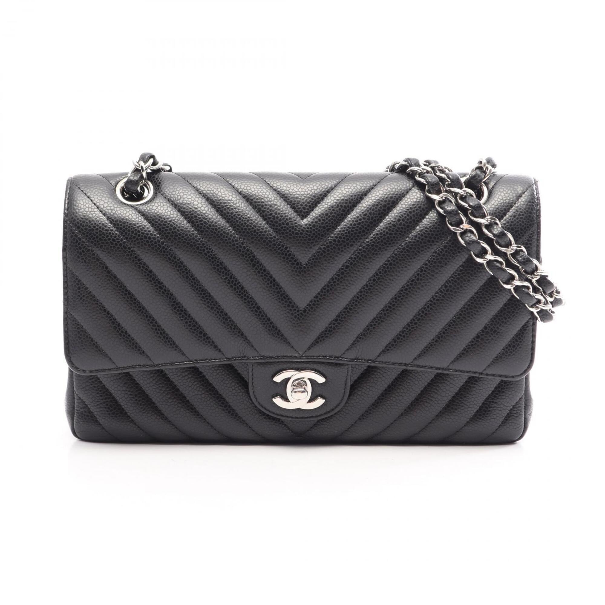 Chanel Black Grained Calfskin Handbag Shoulder Bag (Pre-Owned)
