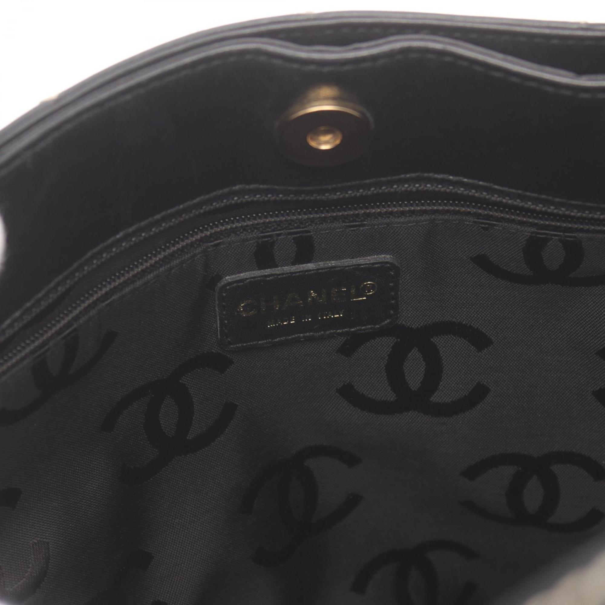 Chanel Black Leather Tote Bag (Pre-Owned)