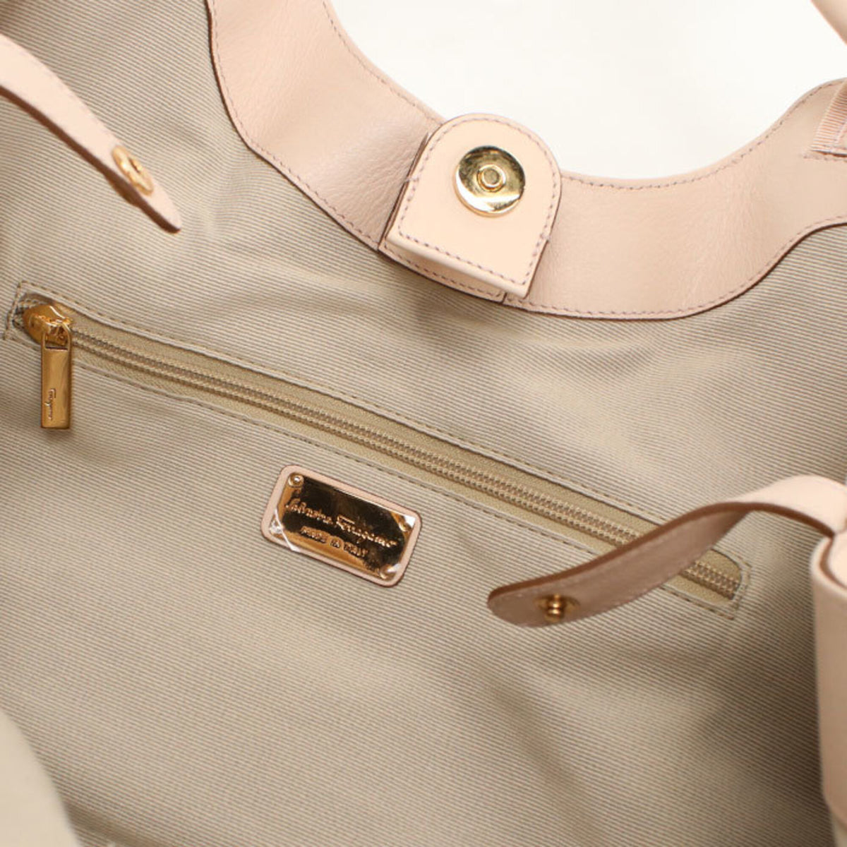 Salvatore Ferragamo Pink Leather Tote Bag (Pre-Owned)