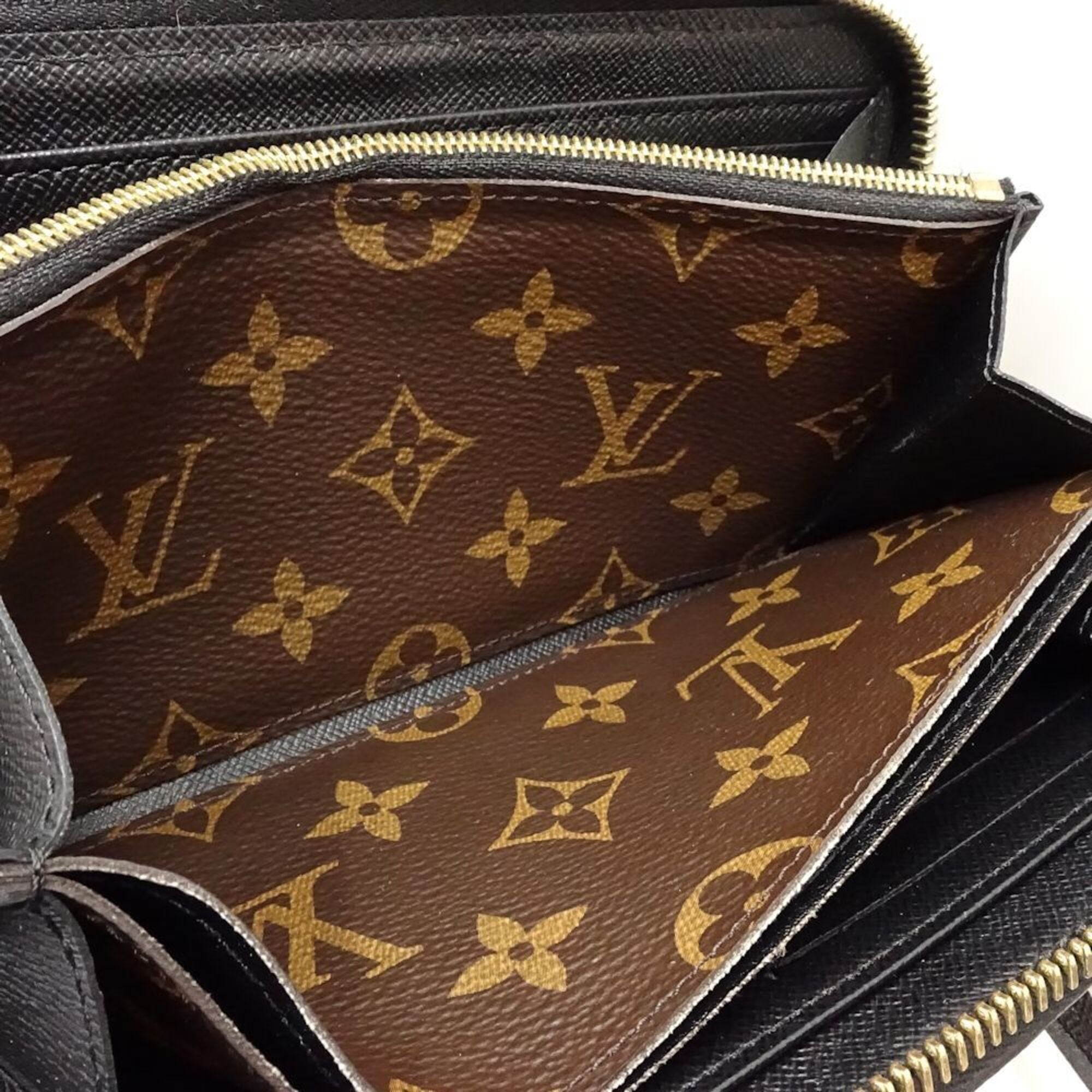 Louis Vuitton Monogram Noir Leather Coin Purse/Coin Case (Pre-Owned)