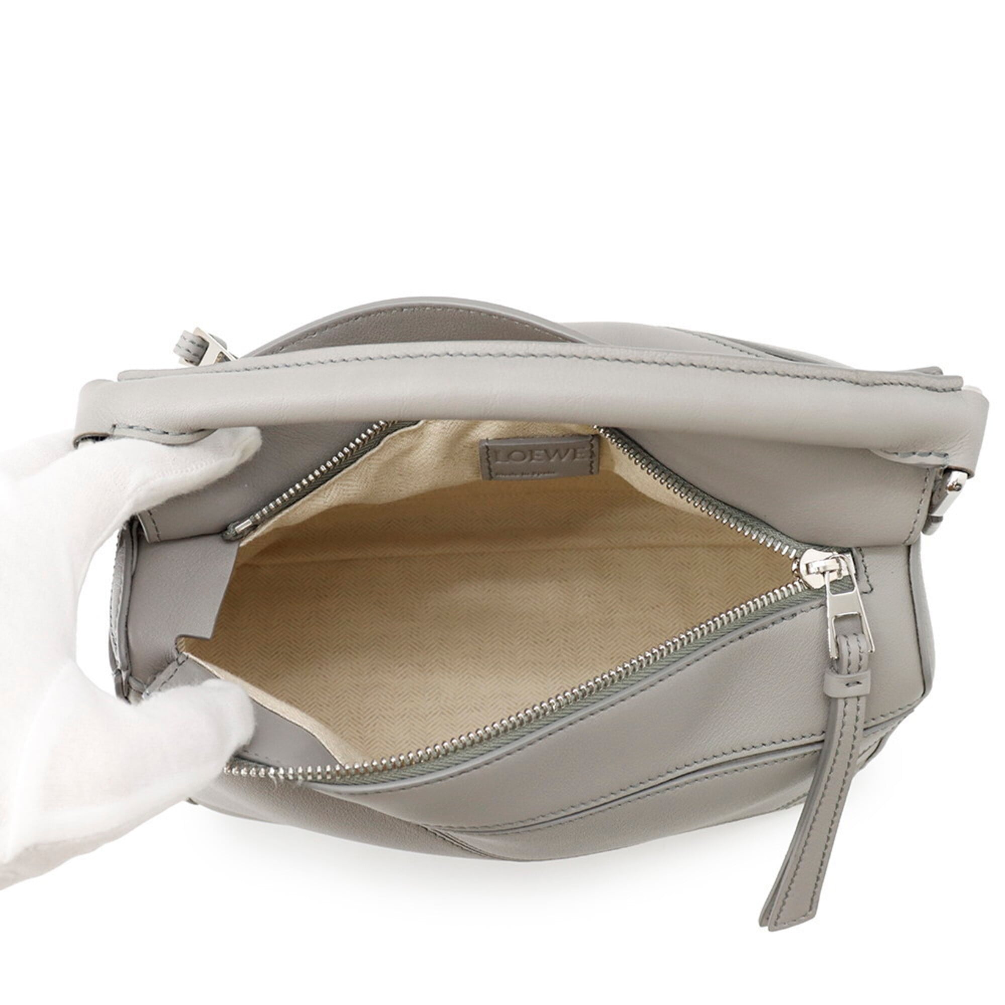 Loewe Puzzle Gray Leather Handbag Shoulder Bag (Pre-Owned)