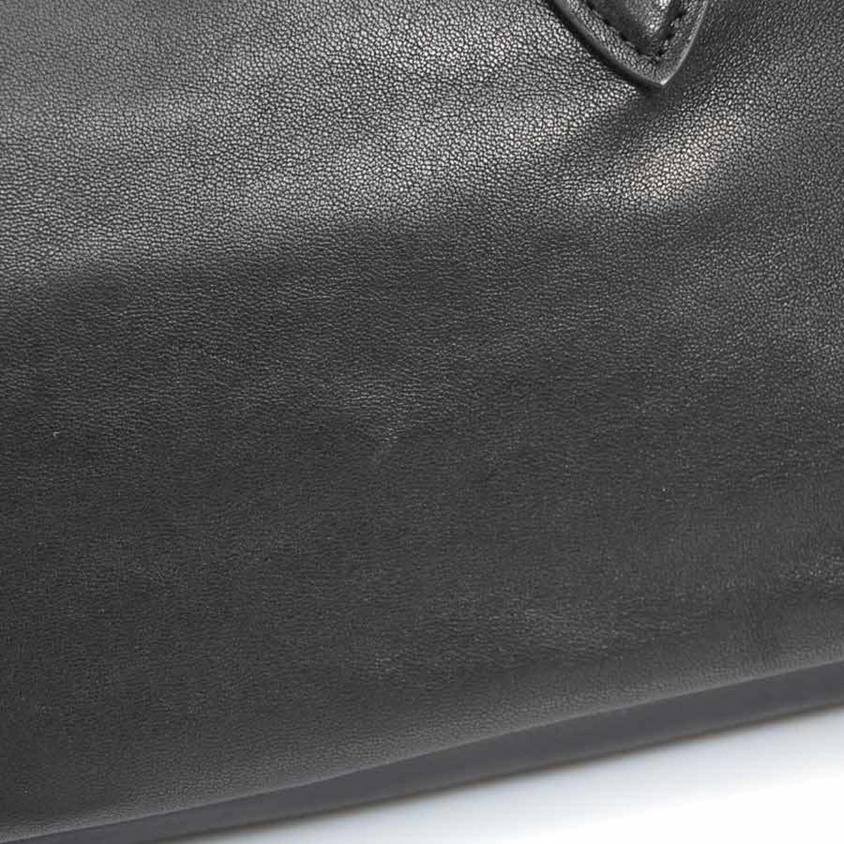 Miu Miu Black Leather Handbag (Pre-Owned)