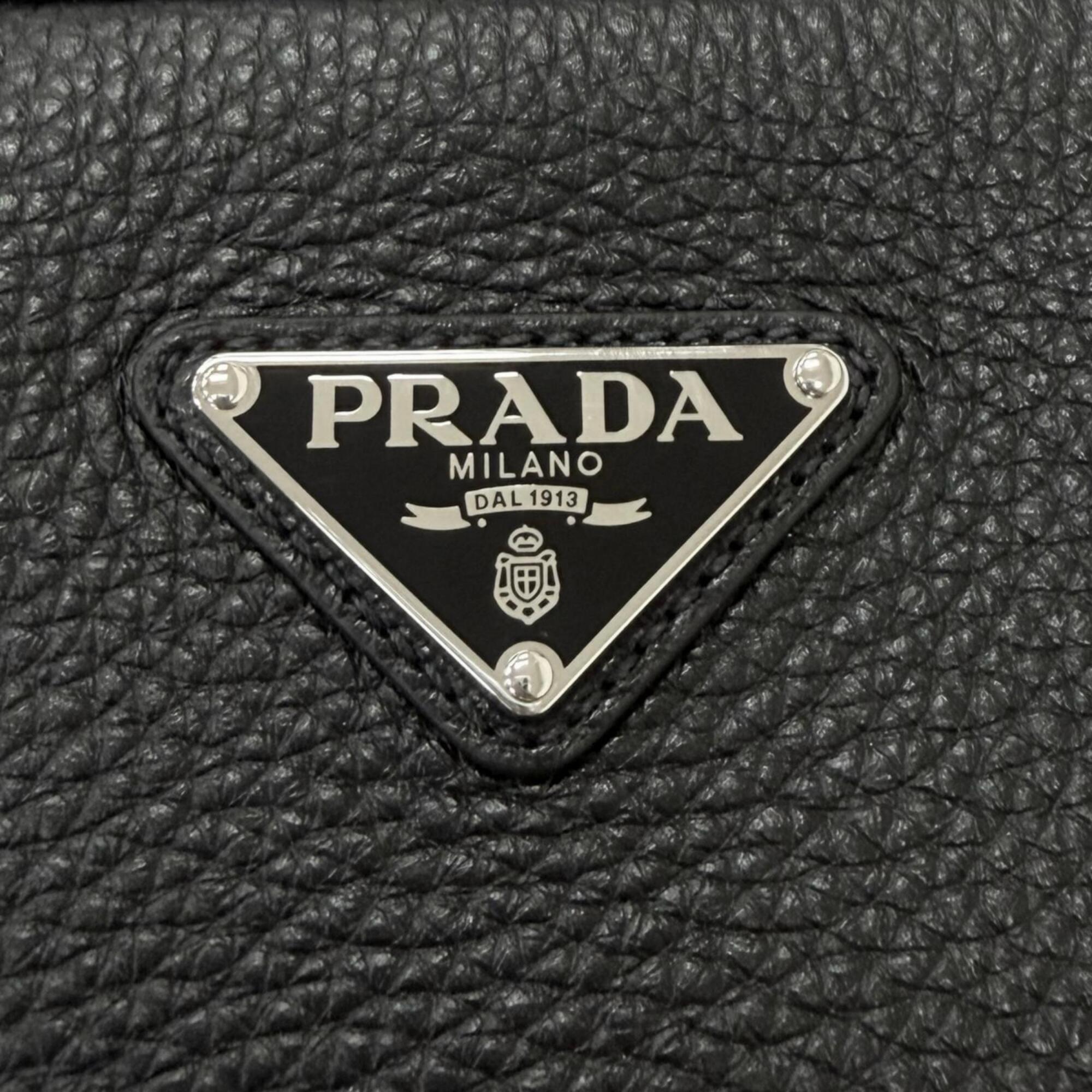 Prada Black Leather Shoulder Bag (Pre-Owned)