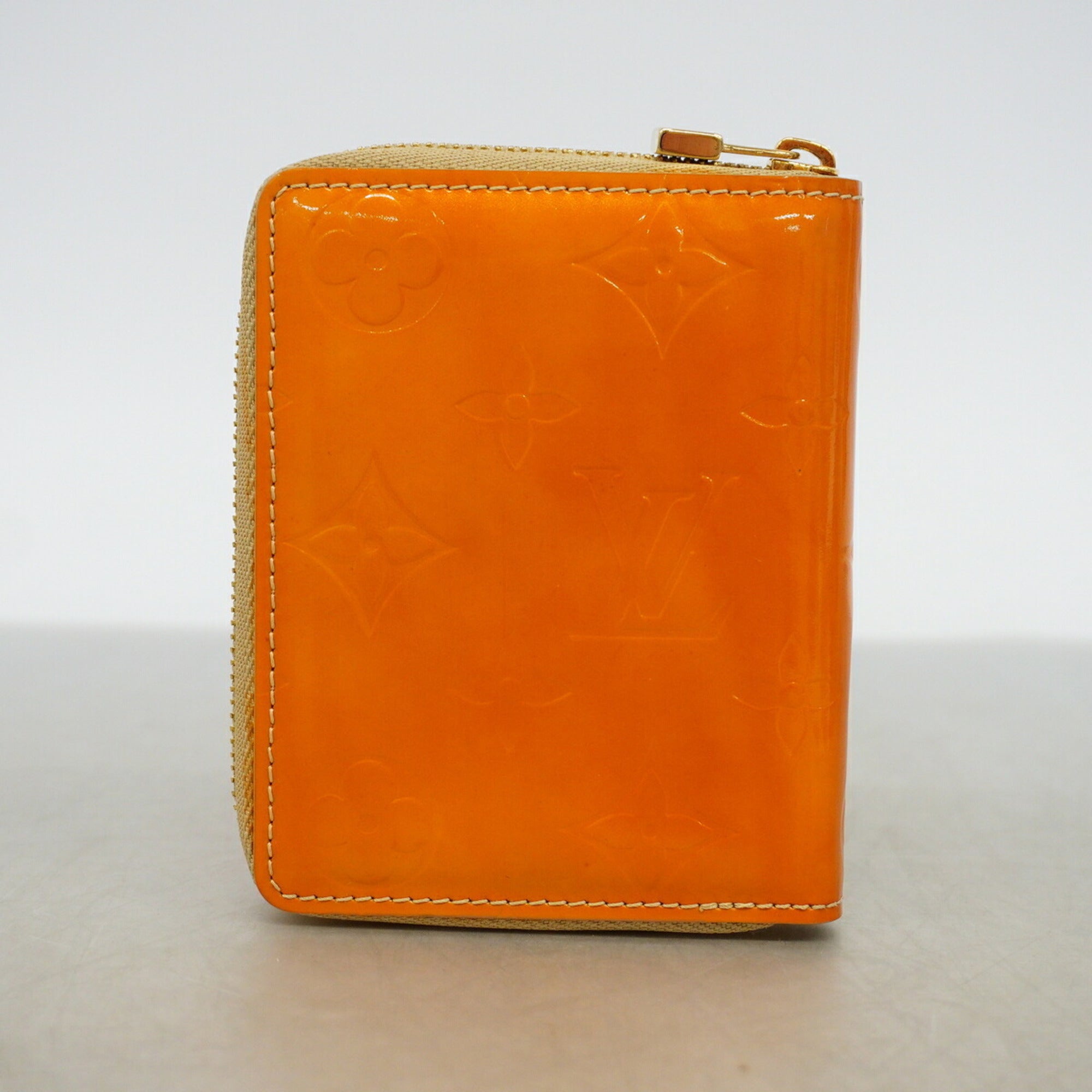Louis Vuitton Beige Wallet (Bi-Fold) (Pre-Owned)