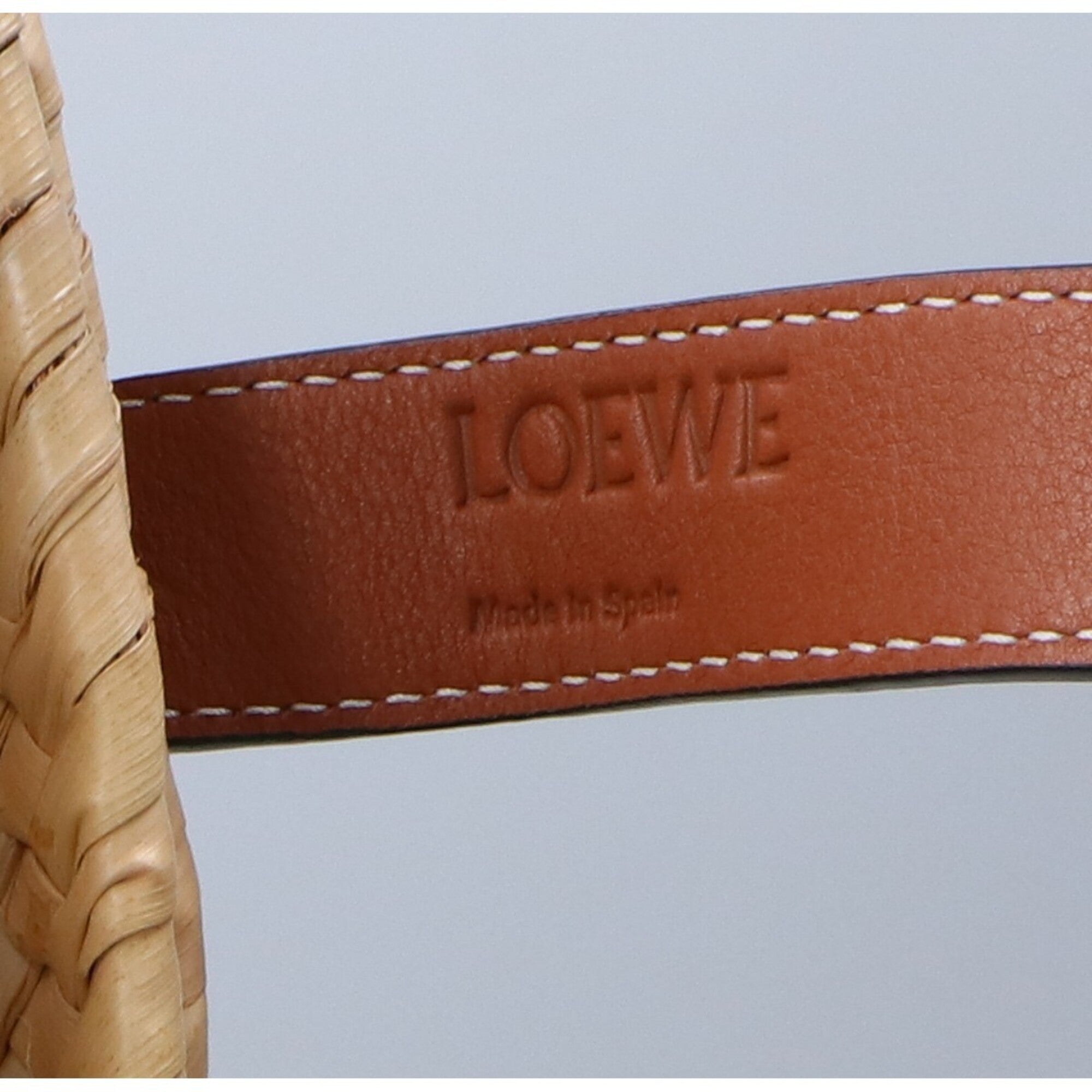 Loewe Handbag (Pre-Owned)