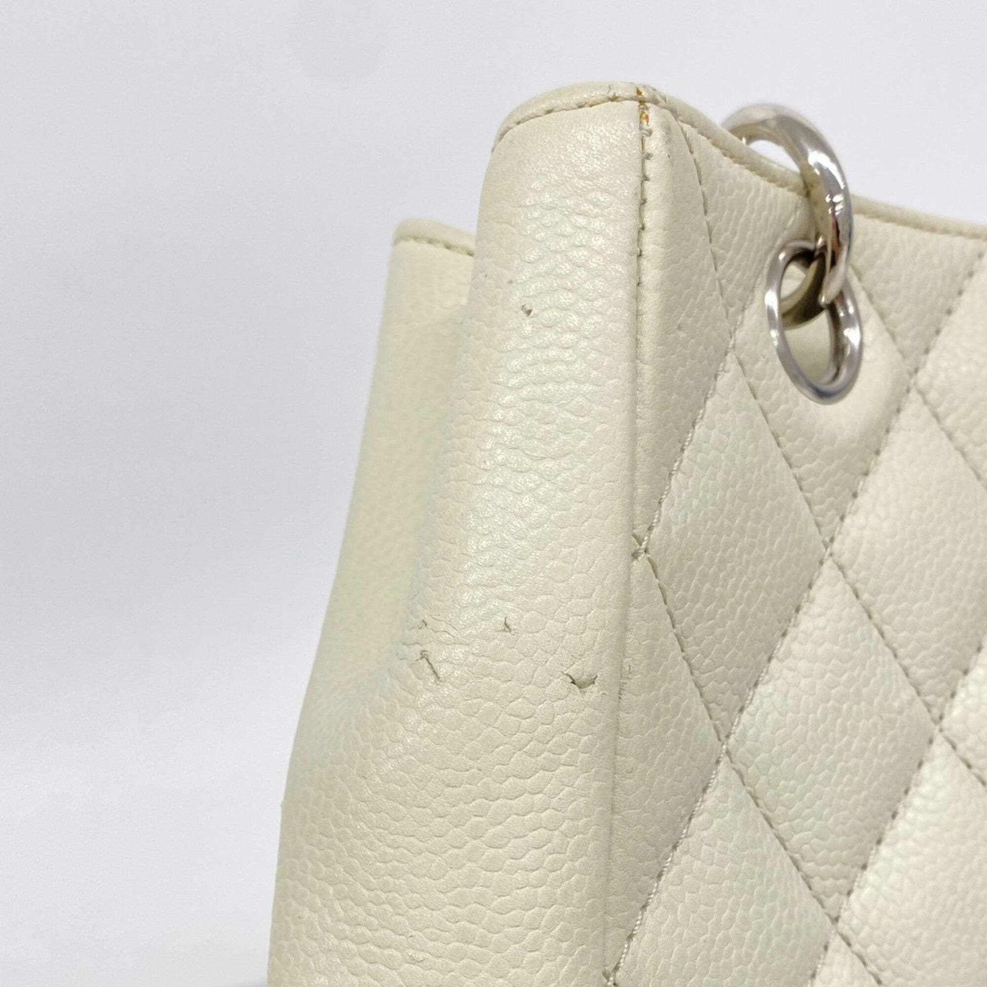 Chanel Ivory Grained Calfskin Tote Bag (Pre-Owned)