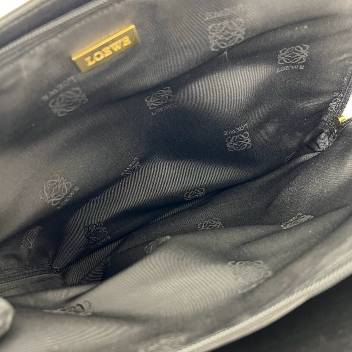 Loewe Black Leather Handbag Tote Bag (Pre-Owned)