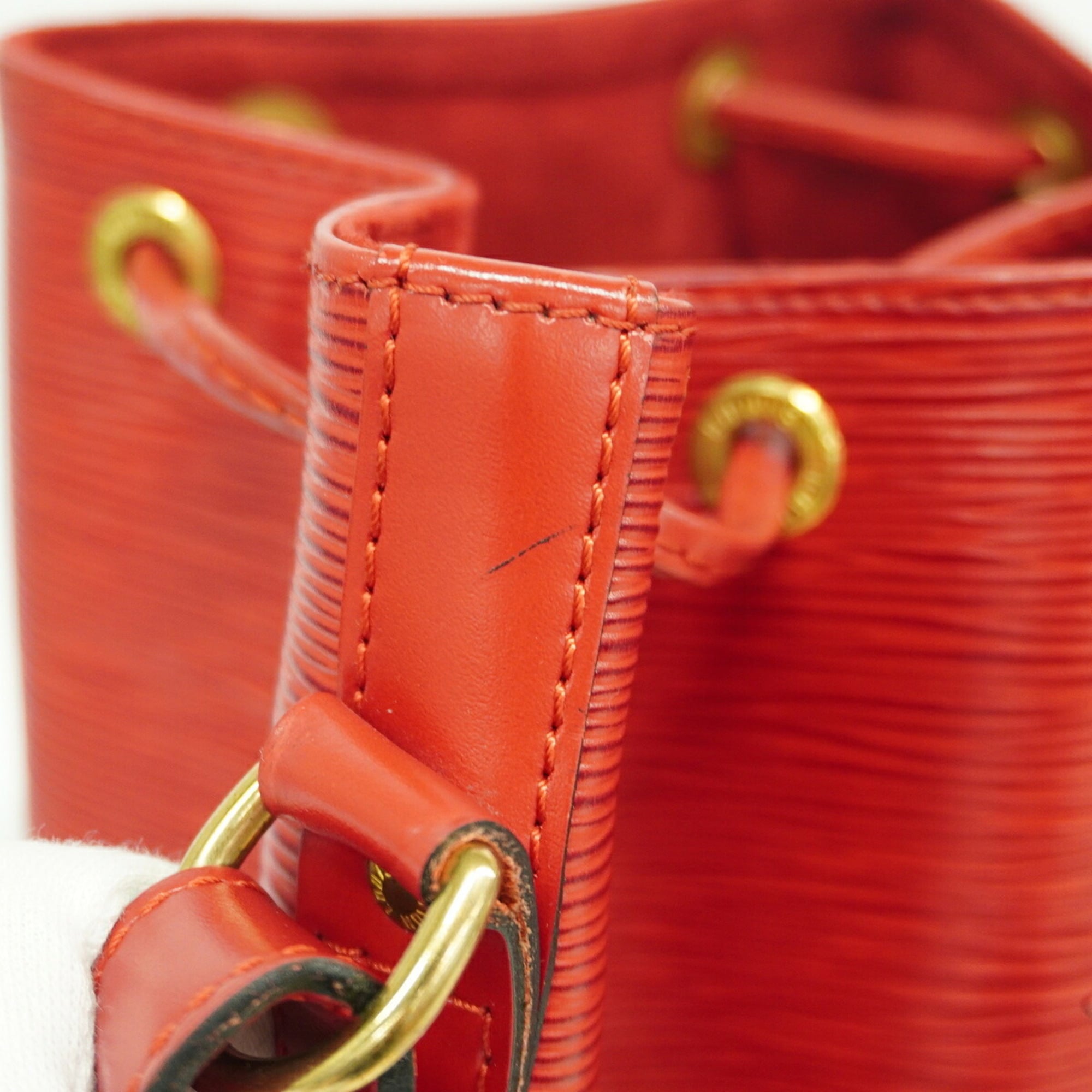 Louis Vuitton Castilian Red Shoulder Bag (Pre-Owned)