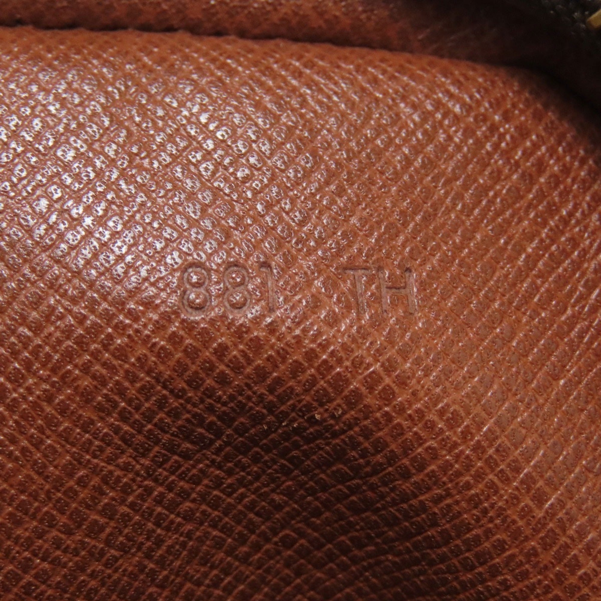 Louis Vuitton Monogram Monogram Pochette Shoulder Bag (Pre-Owned)
