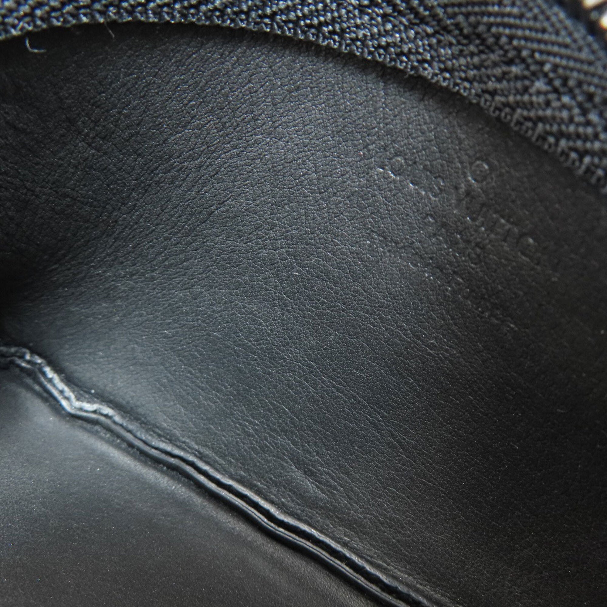 Louis Vuitton Noir Leather Pochette (Pre-Owned)