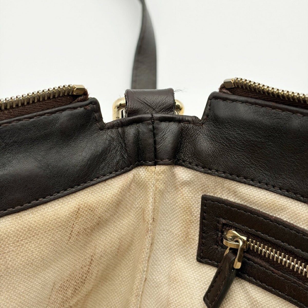Gucci Dark Brown Leather Shoulder Bag (Pre-Owned)