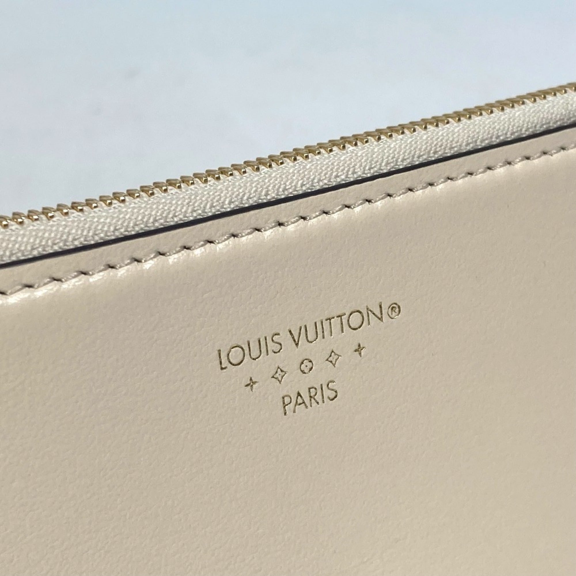 Louis Vuitton White Leather Wallet (Tri-Fold) (Pre-Owned)