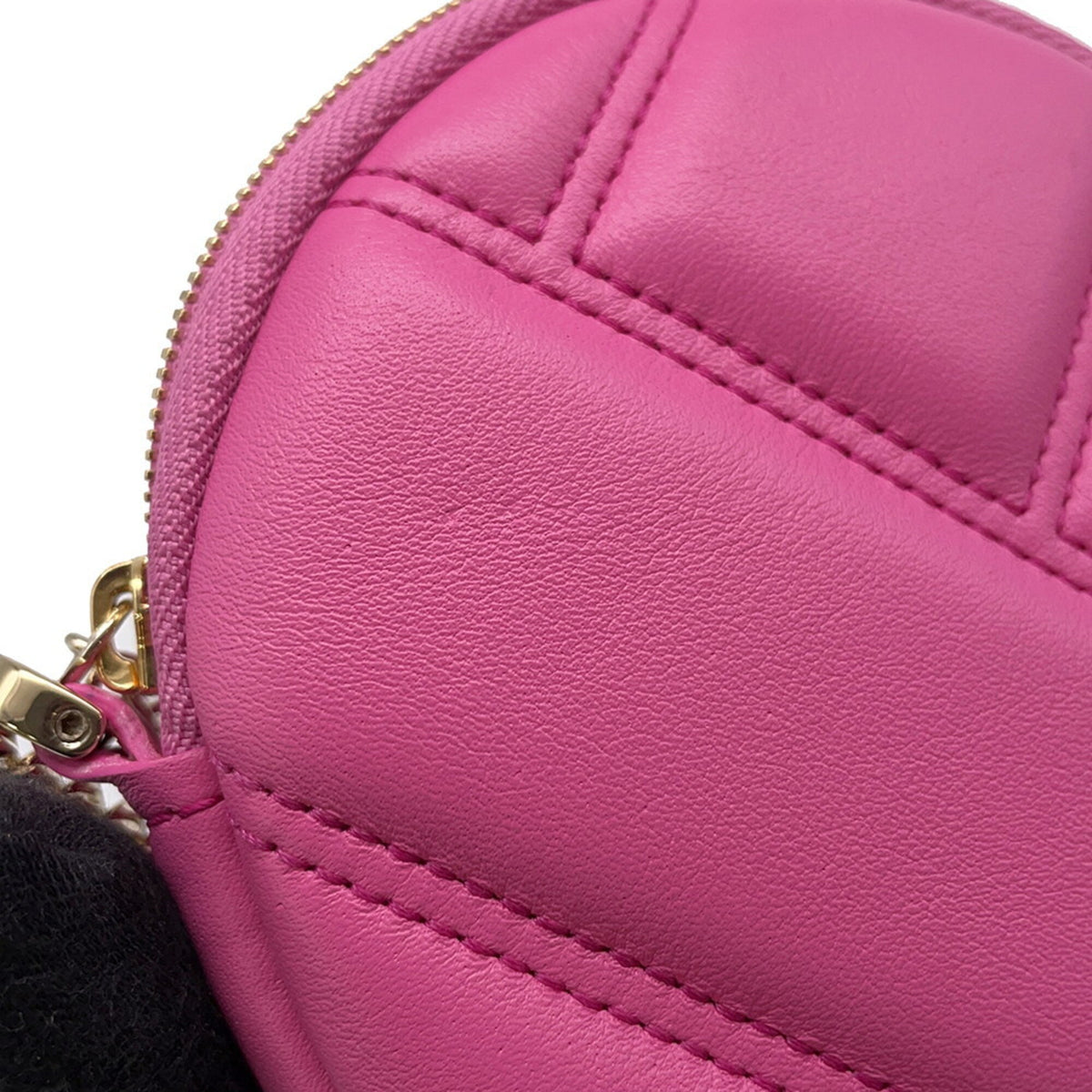 Bvlgari Pink Leather Handbag Pochette (Pre-Owned)