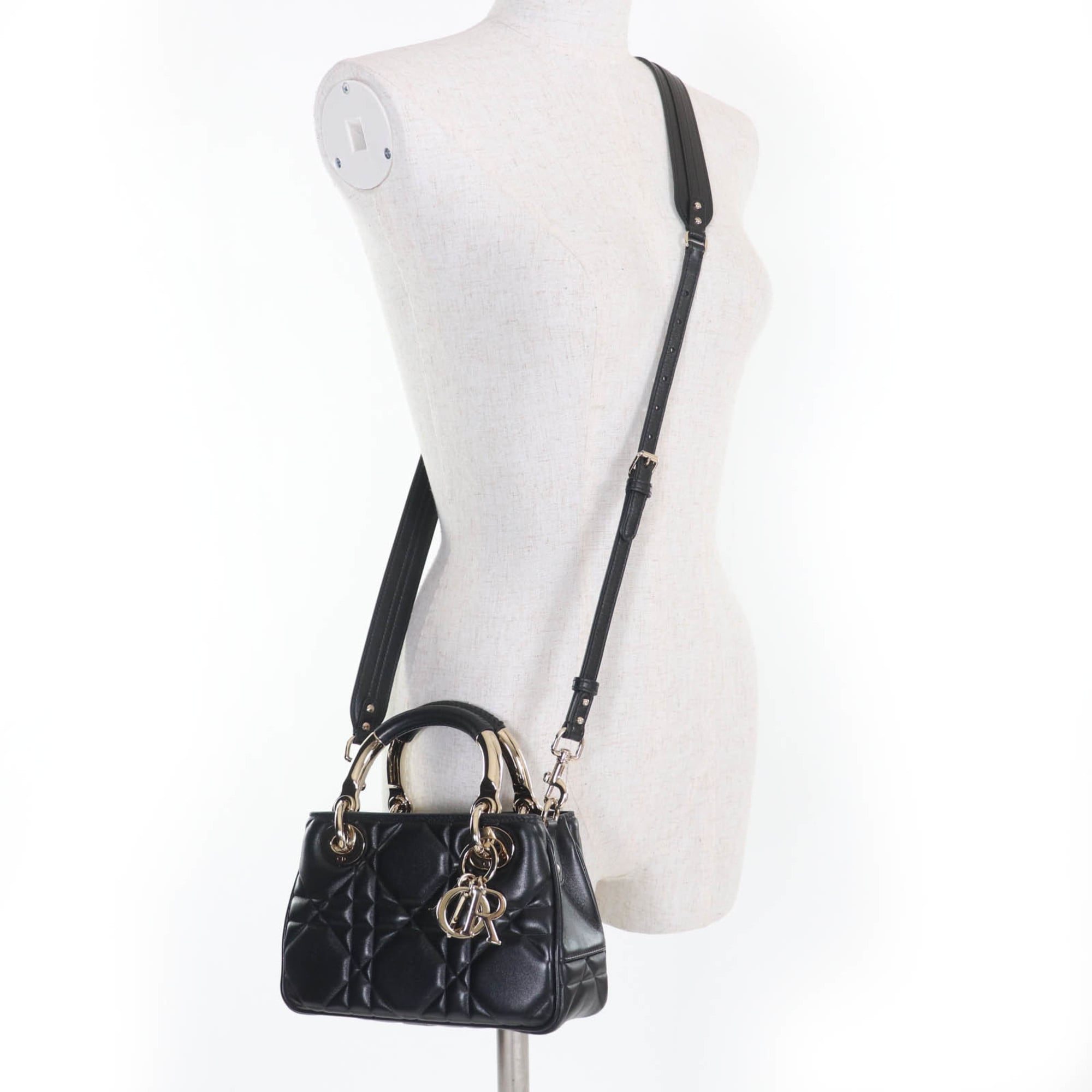 Christian Dior Black Leather Handbag Shoulder Bag (Pre-Owned)