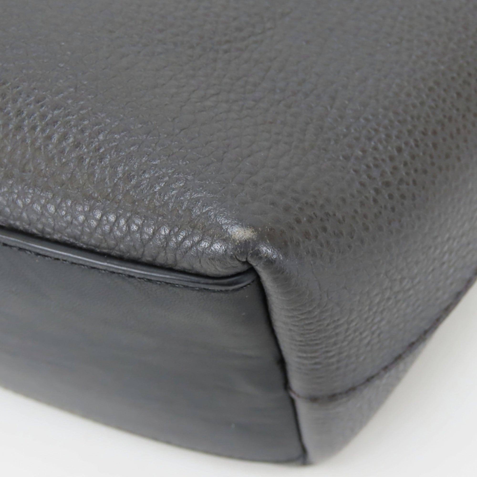 Coach Black Dark Gray Leather Shoulder Bag (Pre-Owned)