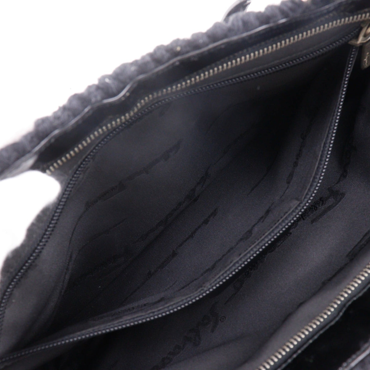 Salvatore Ferragamo Gancini Black Wool Tote Bag (Pre-Owned)